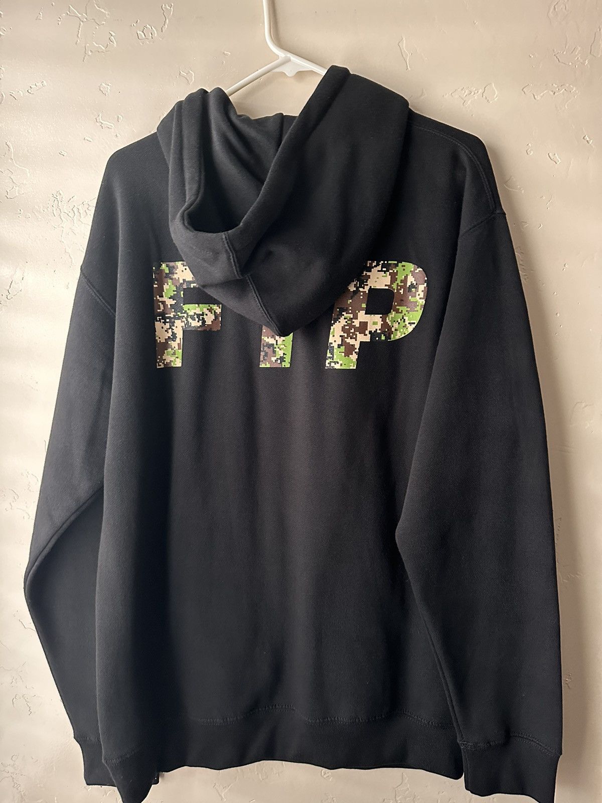 FTP Digital Camo hoodie black outlets medium NEW WITH TAGS hooded sweatshirt