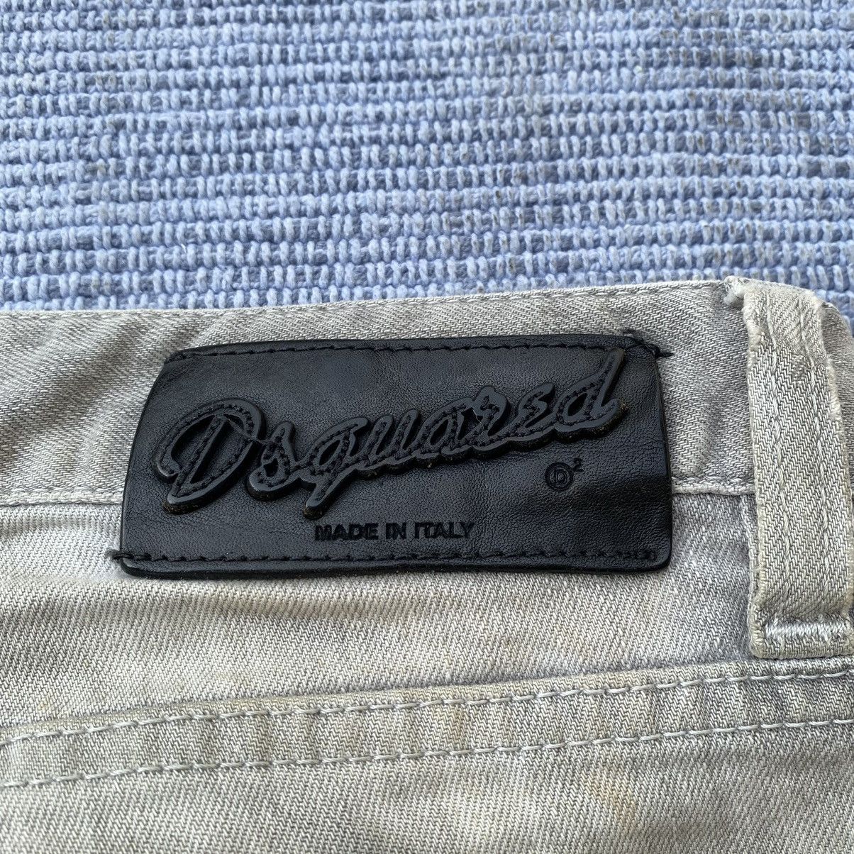 grey painted jeans