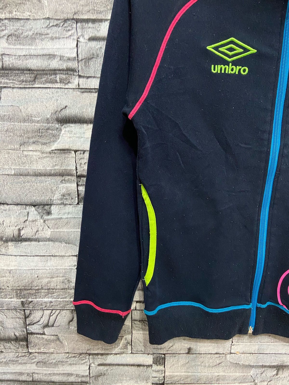 Umbro Vintage Umbro sweatshirt big design size 150 kid fit XXS Size US XXS / EU 40 - 3 Thumbnail