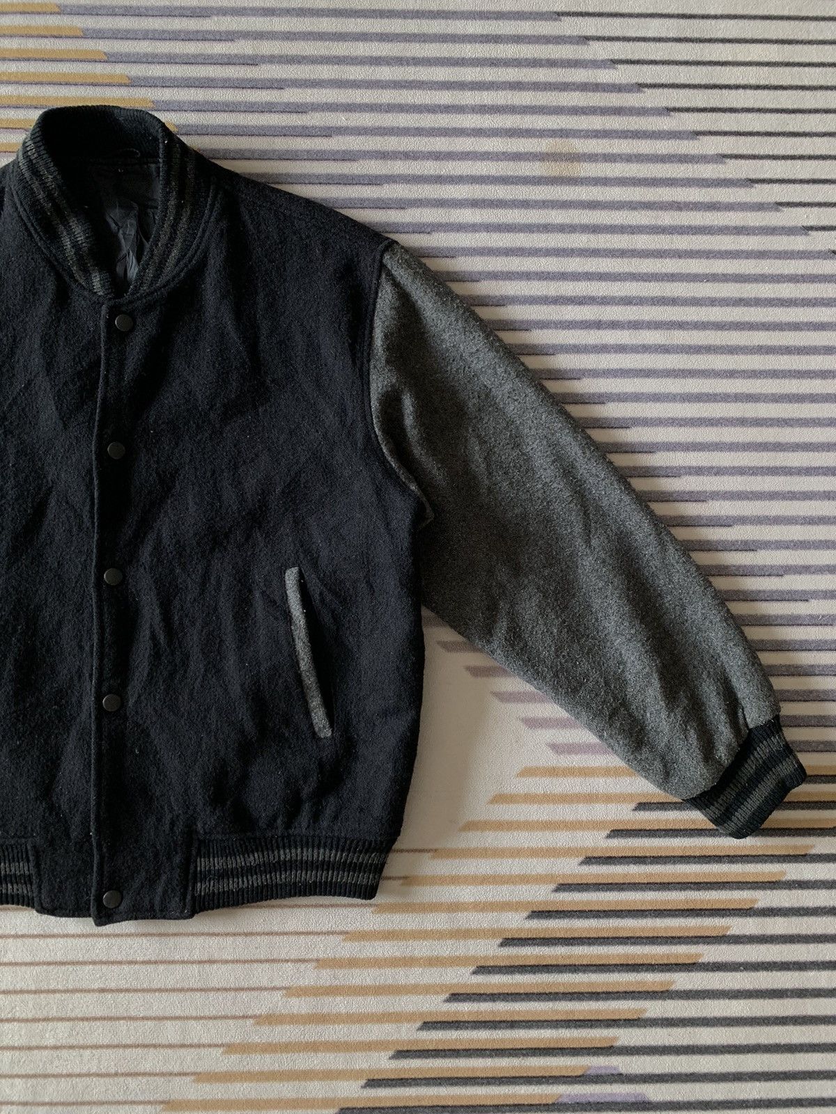 Vintage Vintage Varsity Jacket Embroidered Logo Sweatshirt Size US L / EU 52-54 / 3 - 4 Thumbnail