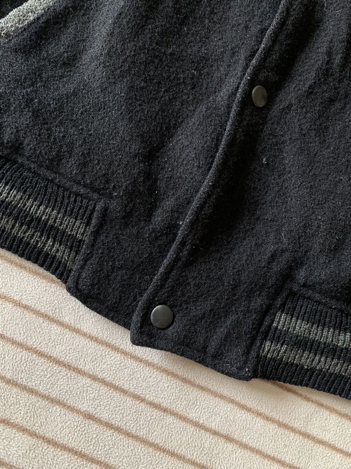 Vintage Vintage Varsity Jacket Embroidered Logo Sweatshirt Size US L / EU 52-54 / 3 - 12 Thumbnail