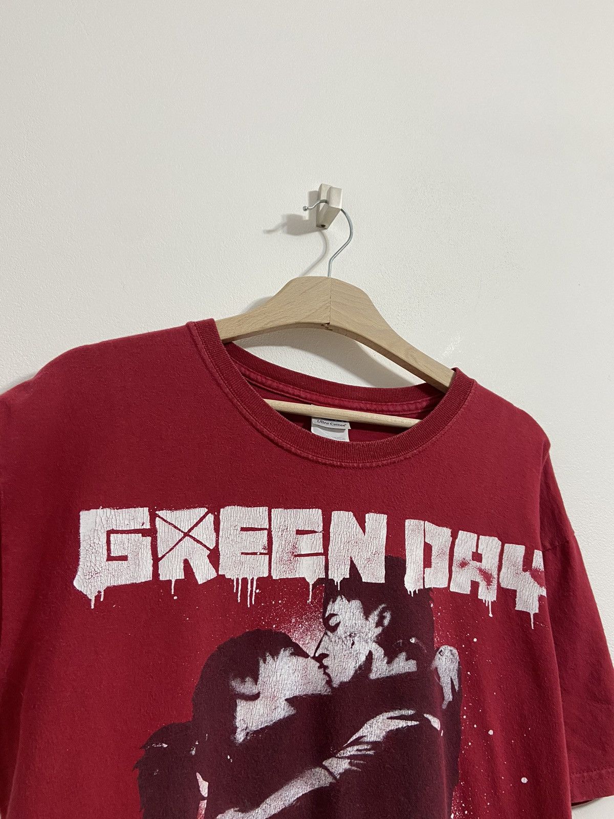 Band Tees Vintage Green Day 21 Century Breakdown T-Shirt Tour 2009-10 Size US L / EU 52-54 / 3 - 7 Thumbnail
