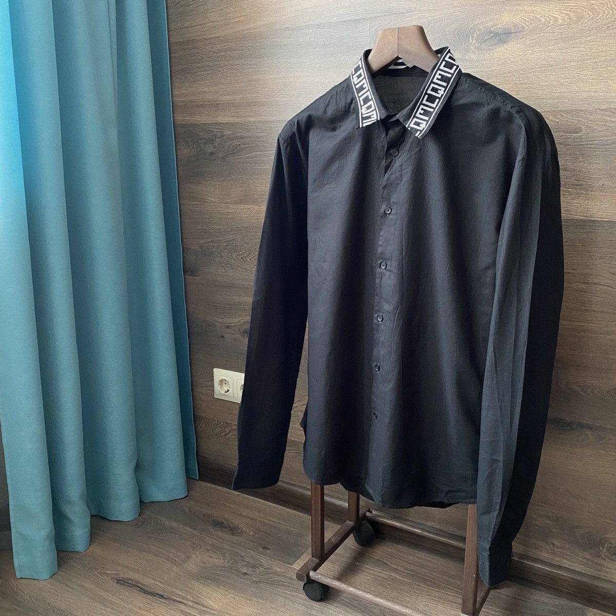 Alexander McQueen Shirt Collar Logo