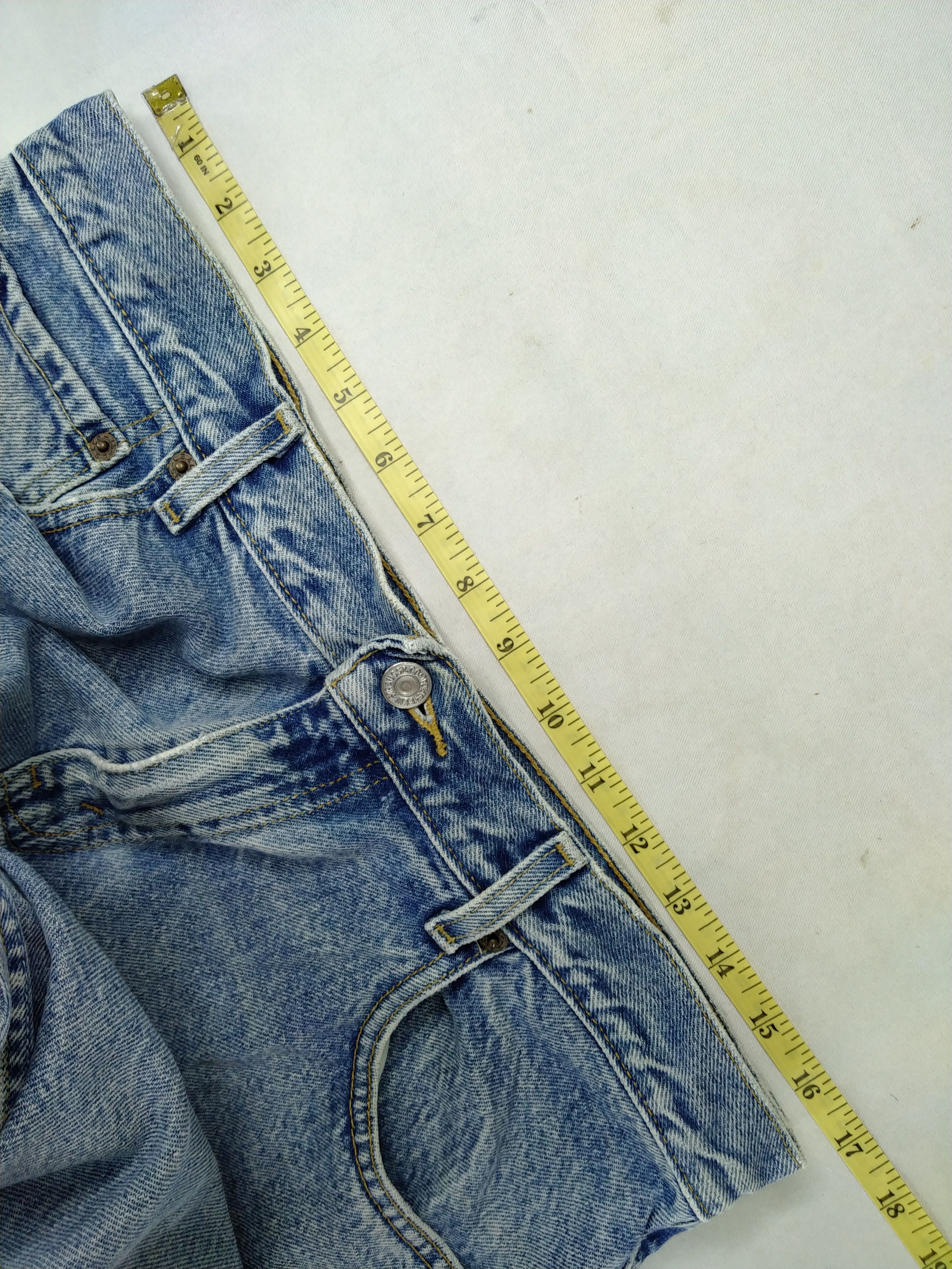 Levi's × Levi's Vintage Clothing × Vintage Vintage Levi's 550 Relaxed Fit Husky 33x27.5 Denim JN316 Size US 33 - 9 Thumbnail