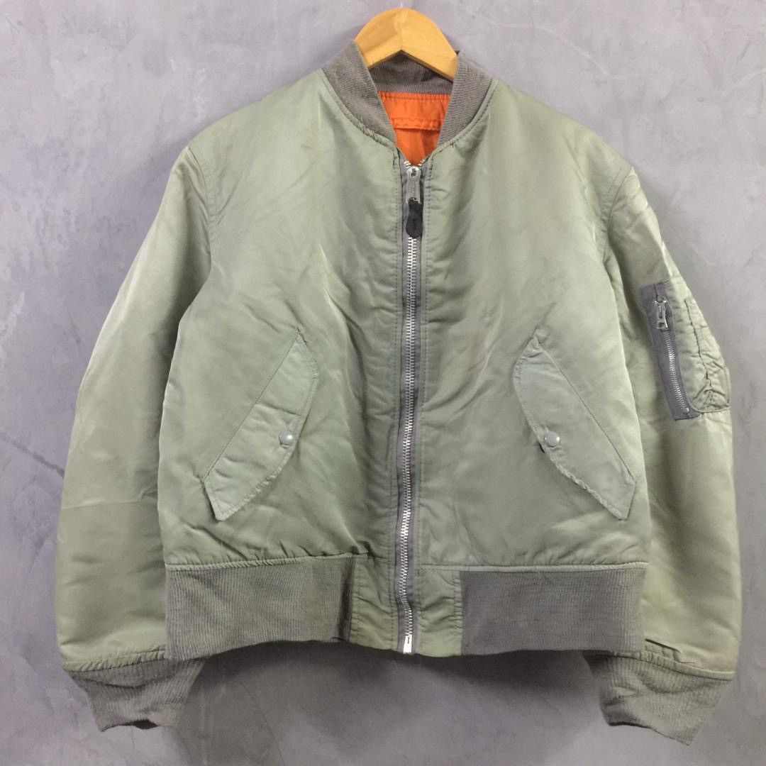 Alpha Industries VINTAGE ALPHA INDUSTRIES MA 1 FLIGHT JACKET - Medium Size US M / EU 48-50 / 2 - 2 Thumbnail