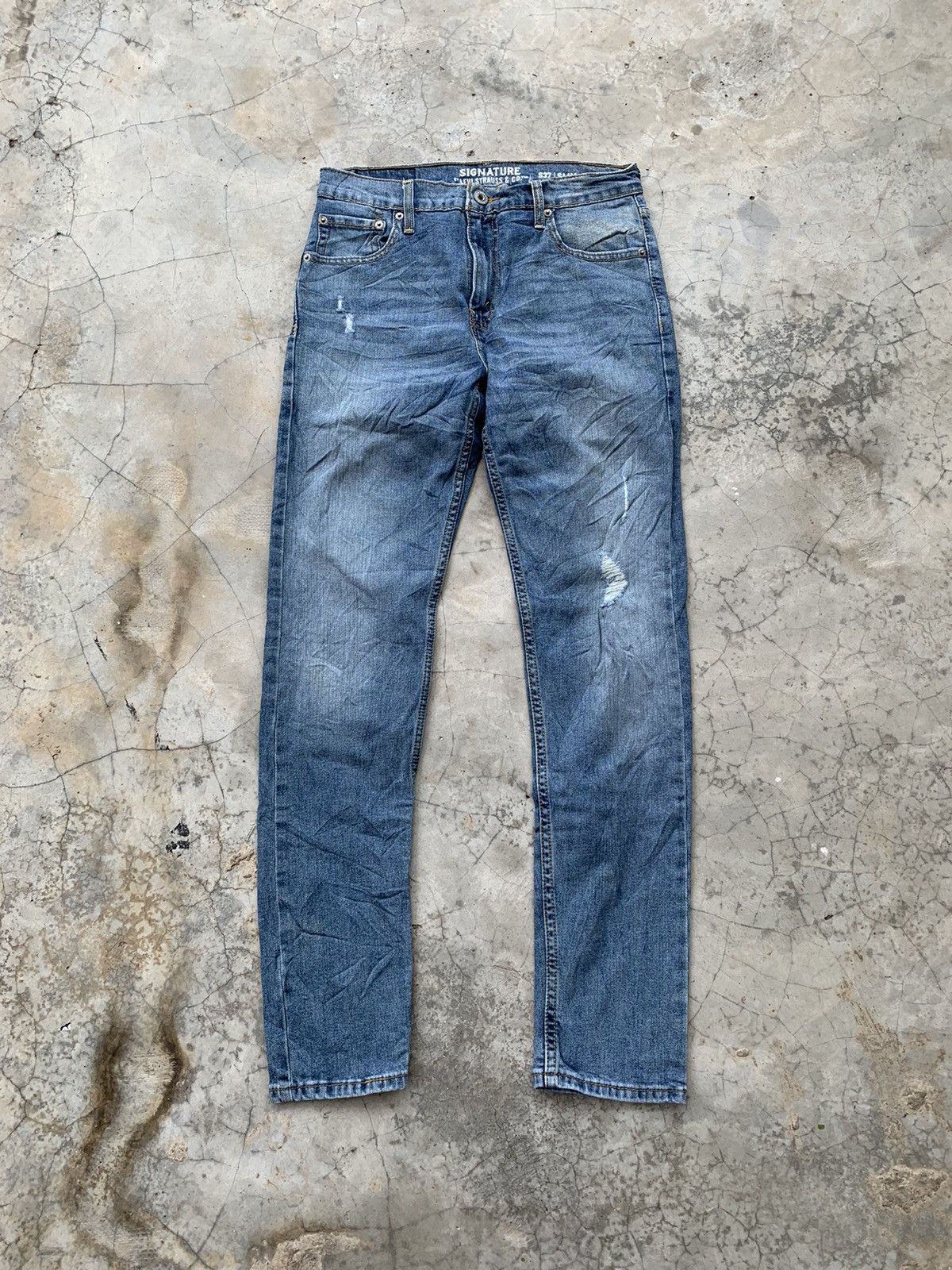 Le Grande Bleu (L.G.B.) Levis Signature Distressed Denim Size US 30 / EU 46 - 1 Thumbnail