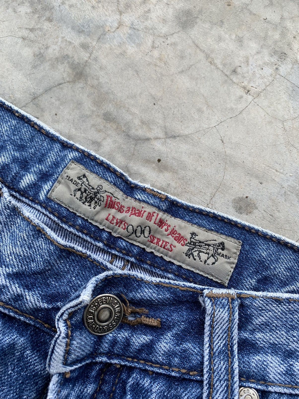 Levi's Vintage 90’s Levis 901 Grey Tab Distressed Denim Size 30" / US 8 / IT 44 - 4 Thumbnail