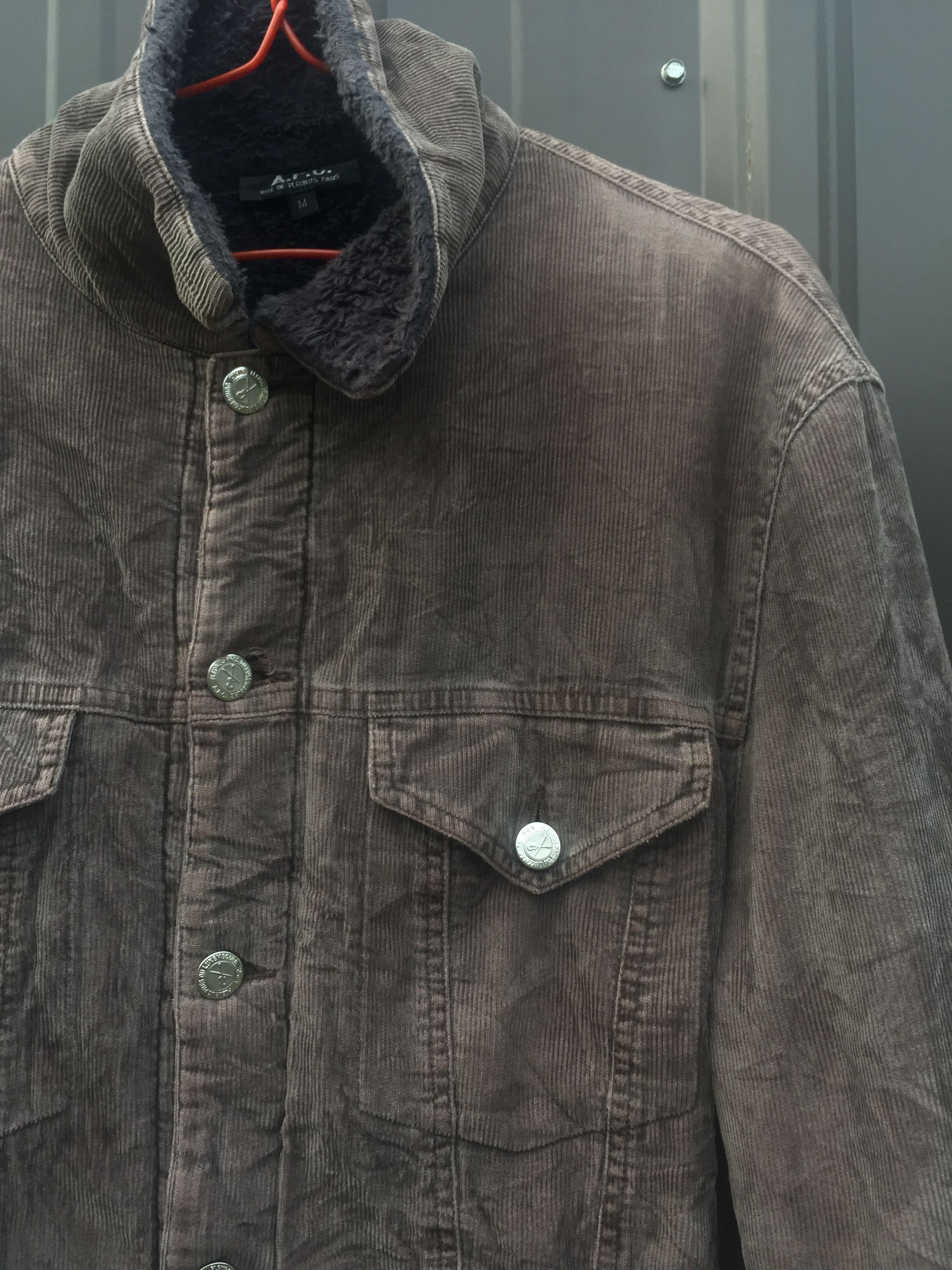 A.P.C. A.P.C Trucker Jacket Distressed Size US S / EU 44-46 / 1 - 3 Thumbnail