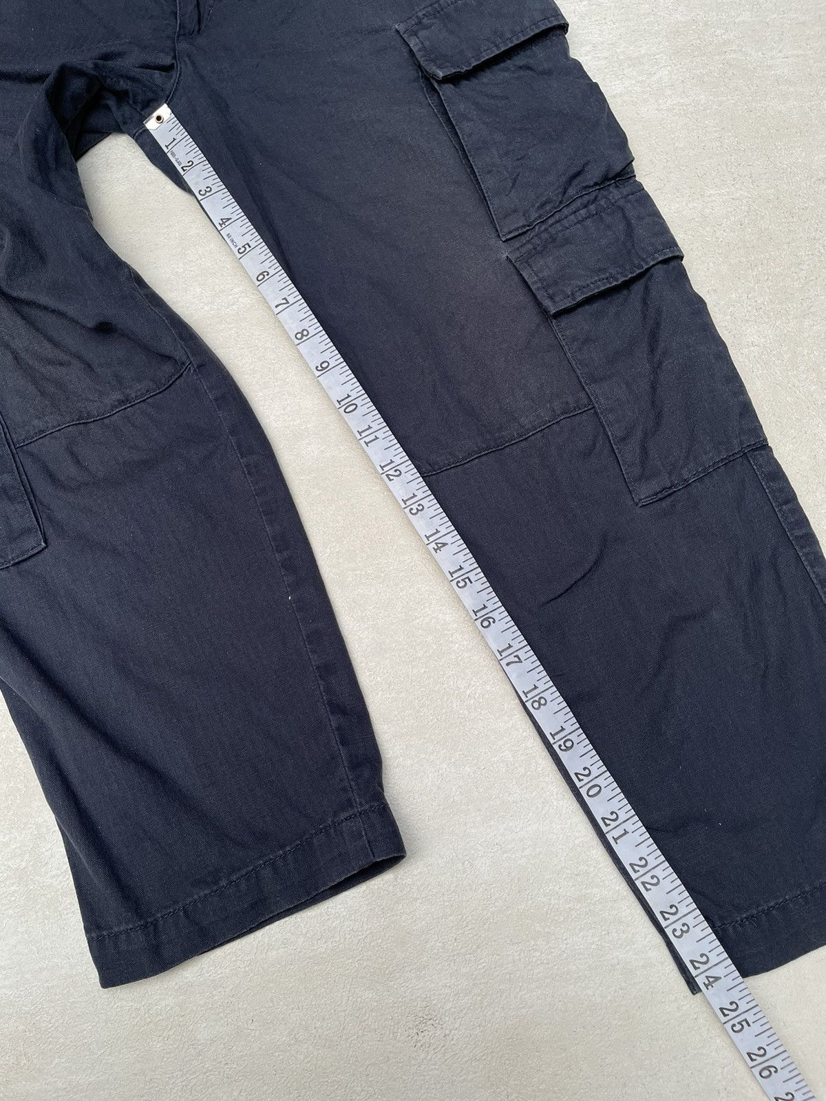 Undercover × Uniqlo Thrashed Faded Undercover uniqlo double pocket cargo Size US 32 / EU 48 - 13 Thumbnail