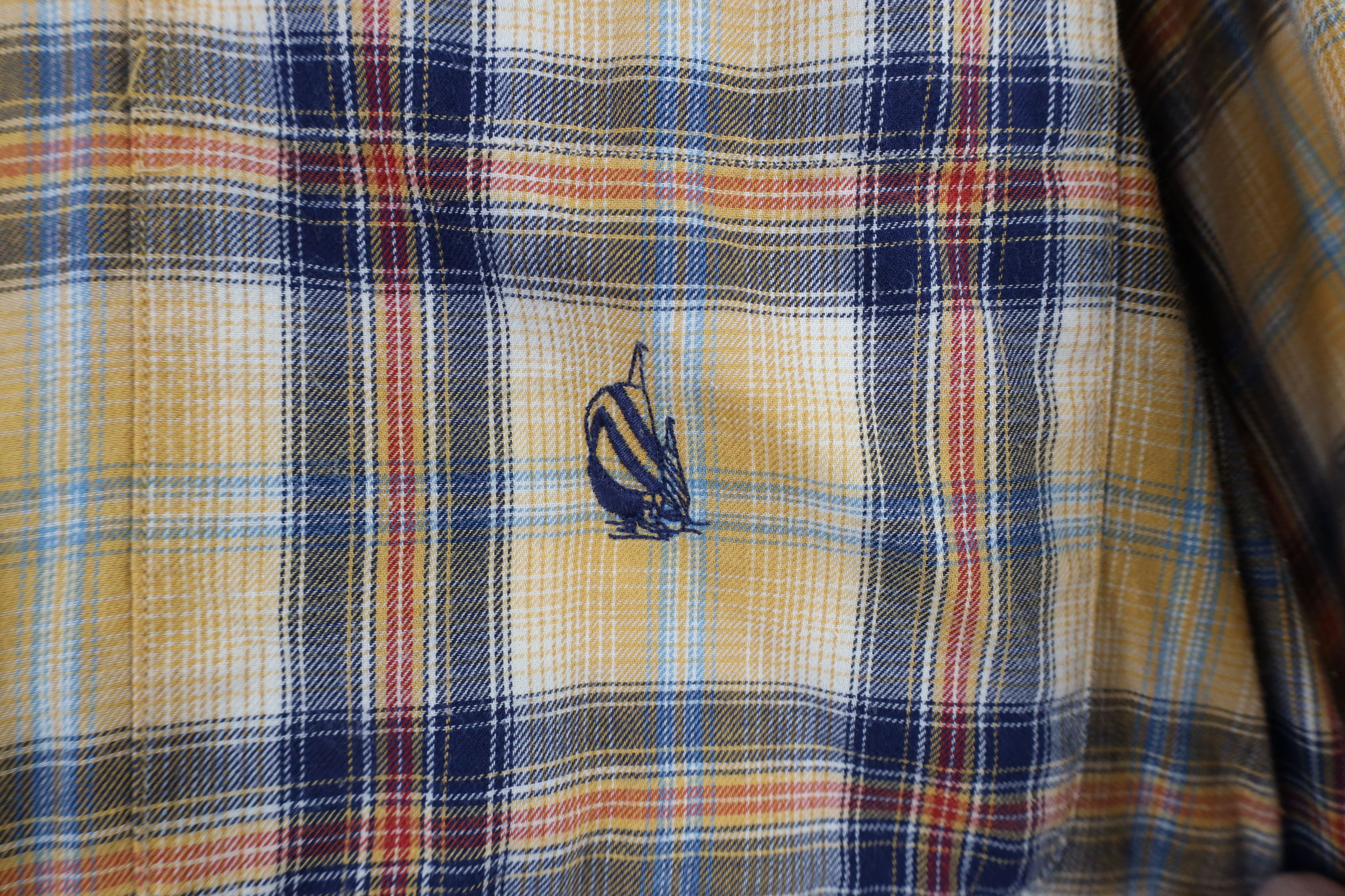 Vintage Vintage 90s Nautica Collared Button Shirt Plaid Cotton Size US M / EU 48-50 / 2 - 5 Thumbnail