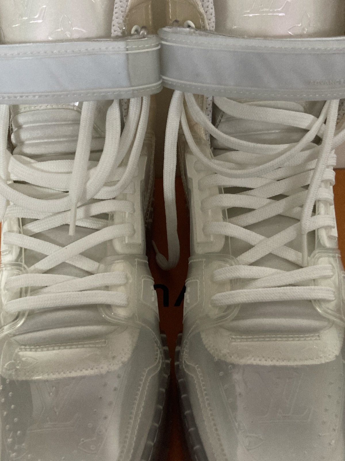 Louis Vuitton Unreleased Transparent Louis Vuitton Trainer 408 Size US 8.5 / EU 41-42 - 11 Thumbnail