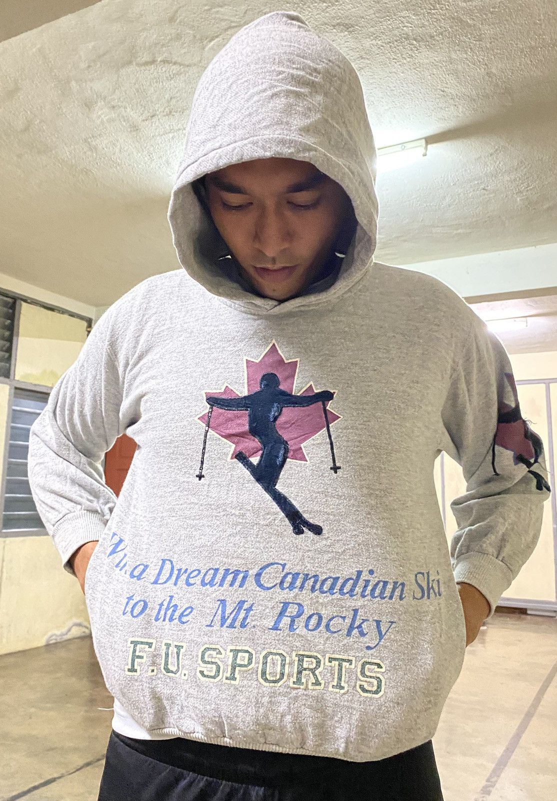 Vintage Vintage Flash Up Canada Ski Full Print With Patches Hoodie Size US L / EU 52-54 / 3 - 10 Thumbnail