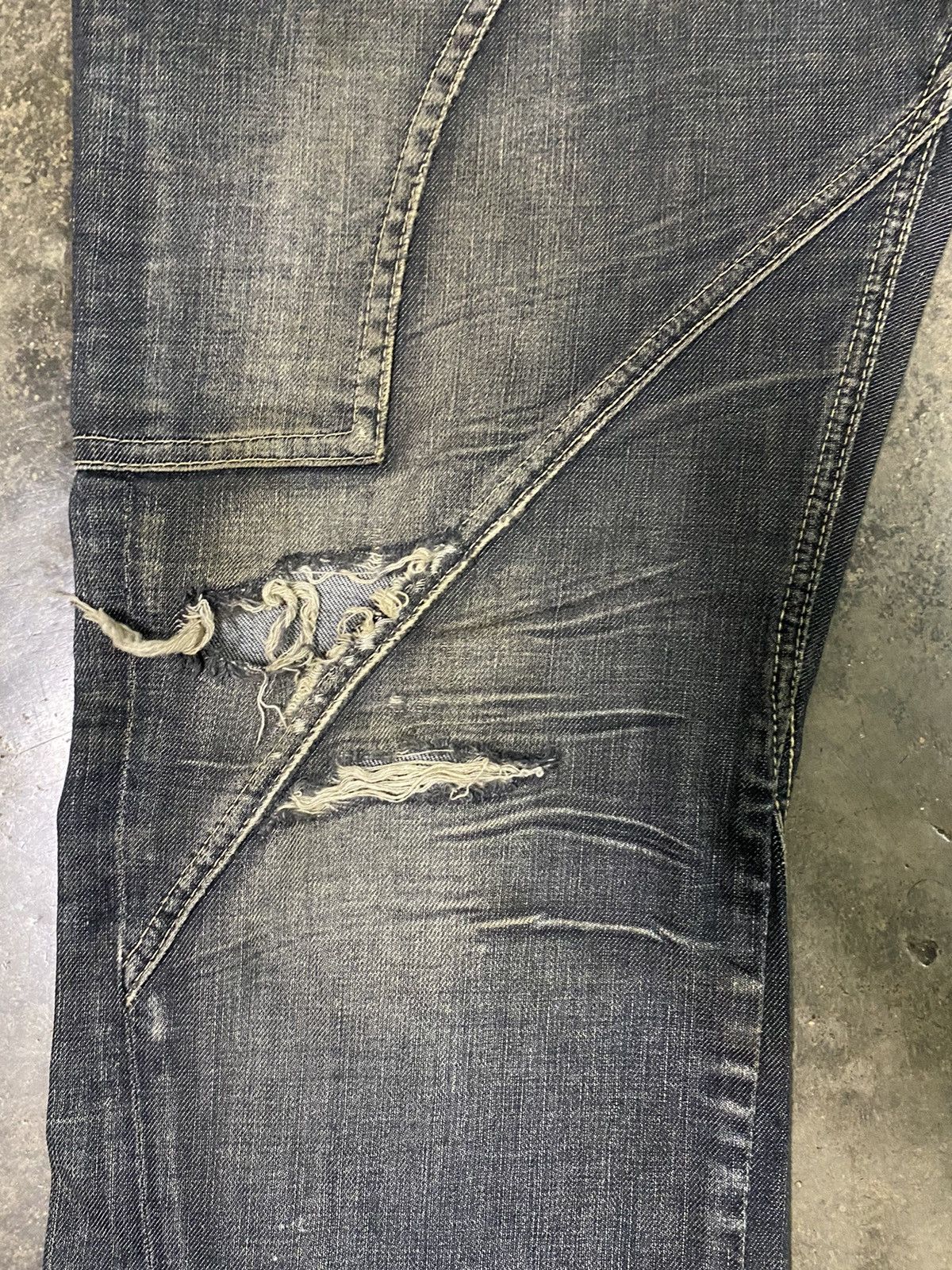 Michel Klein Michel Klein THRASHED Bush Patch Pocket Denim Pants Size US 38 / EU 54 - 3 Thumbnail