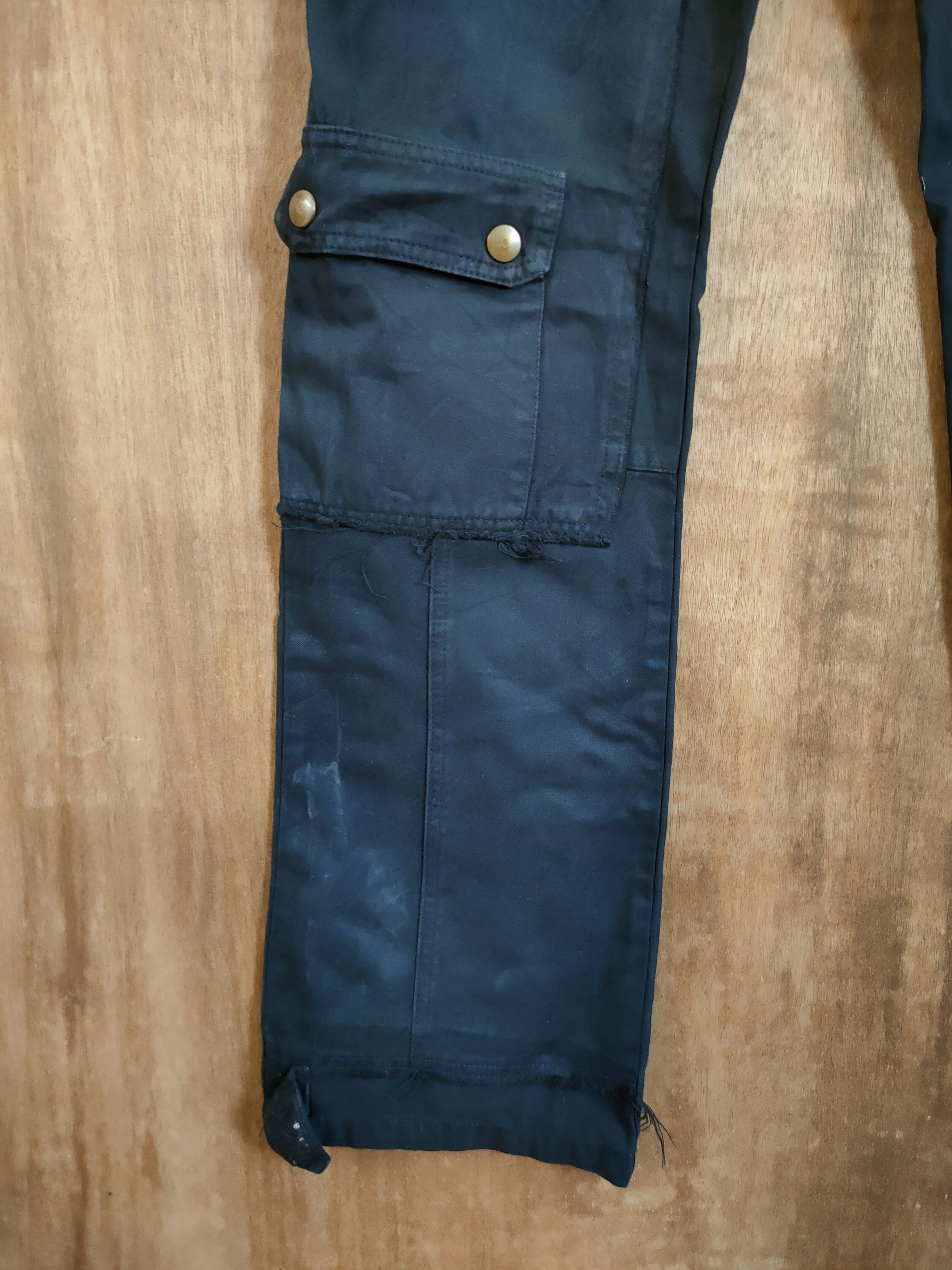 Japanese Brand DLL Masculo japan patch distressed cargo pants #46-364DLL Size US 26 / EU 42 - 2 Thumbnail