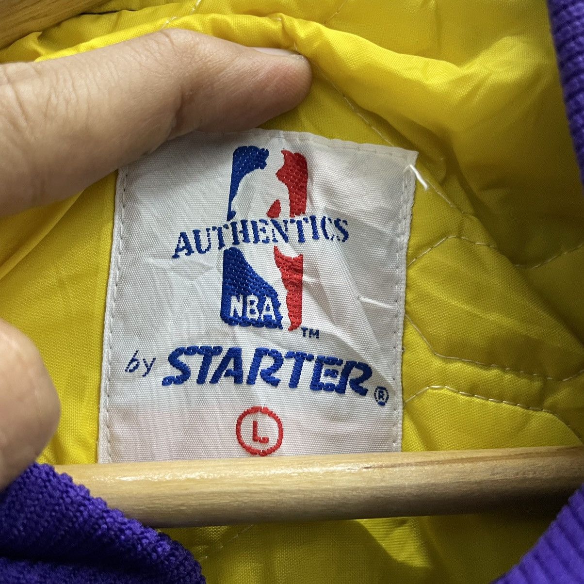 NBA × Starter NOS 💥90s LAKERS NBA STARTER VARSITY JACKET Size US L / EU 52-54 / 3 - 9 Thumbnail