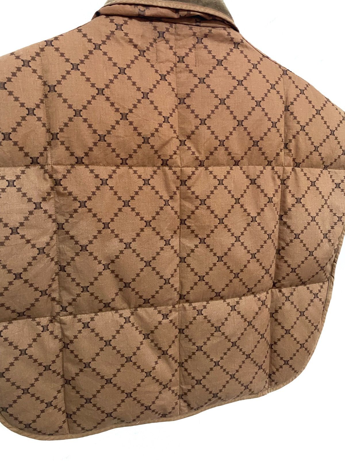 Celine Vintage Celine Monogram Cropped Puffer Vest Jacket Size M / US 6-8 / IT 42-44 - 6 Thumbnail