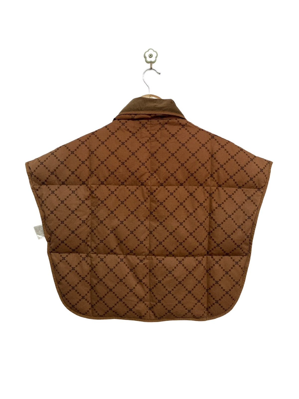 Celine Vintage Celine Monogram Cropped Puffer Vest Jacket Size M / US 6-8 / IT 42-44 - 5 Thumbnail