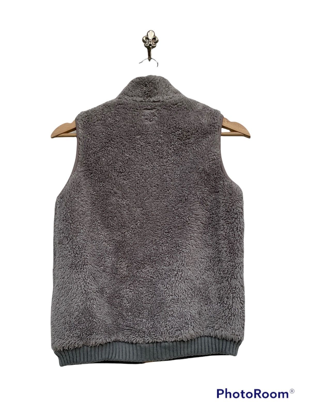 Undercover × Uniqlo UNDERCOVER UNIQLO SHERPA VEST(KIDS) Size US XS / EU 42 / 0 - 2 Thumbnail