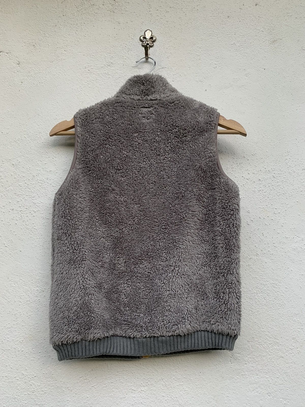 Undercover × Uniqlo UNDERCOVER UNIQLO SHERPA VEST(KIDS) Size US XS / EU 42 / 0 - 7 Thumbnail