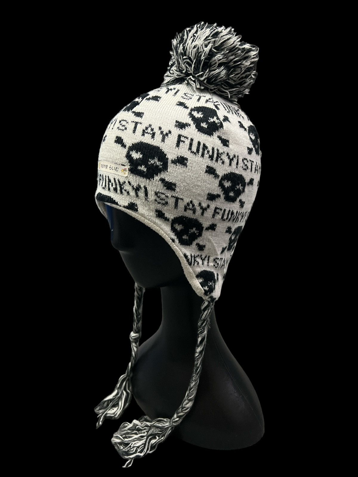 SKULL FUNKYI STAY EAR FLAT BEANIE HAT