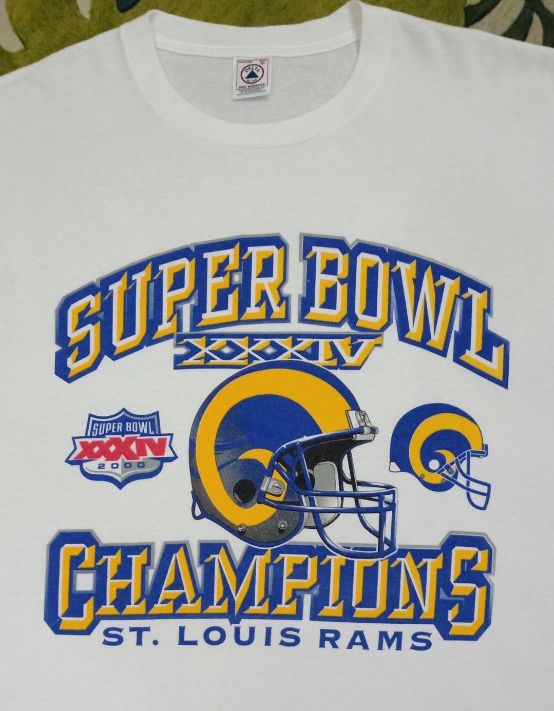 Delta × NFL × Vintage Vintage Y2K NFL : St.Louis Rams Super Bowl Champions T-shirt Size US XL / EU 56 / 4 - 3 Thumbnail