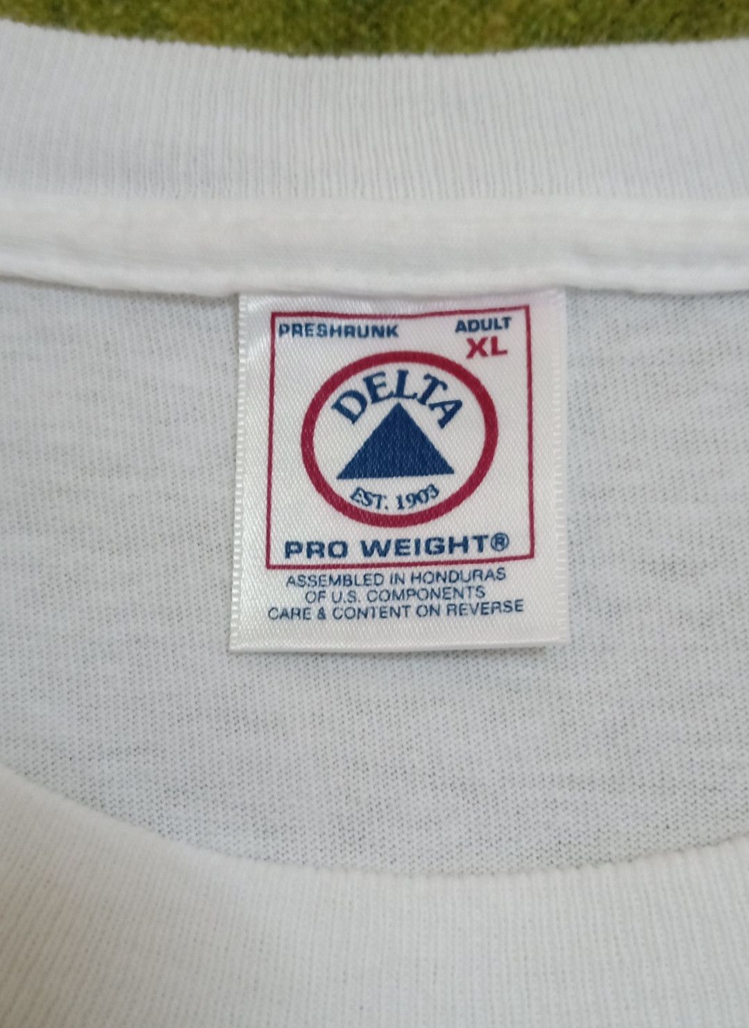 Delta × NFL × Vintage Vintage Y2K NFL : St.Louis Rams Super Bowl Champions T-shirt Size US XL / EU 56 / 4 - 5 Thumbnail