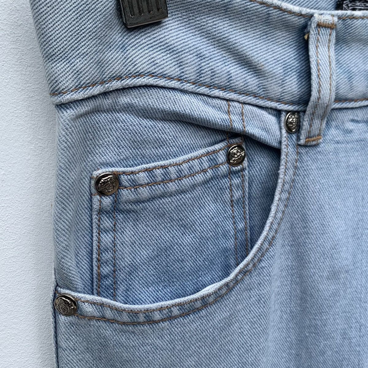 Versace × Vintage 90s Vintage Versace Jeans Couture Versace Streetwear Size 25" / US 0 / IT 36 - 9 Thumbnail