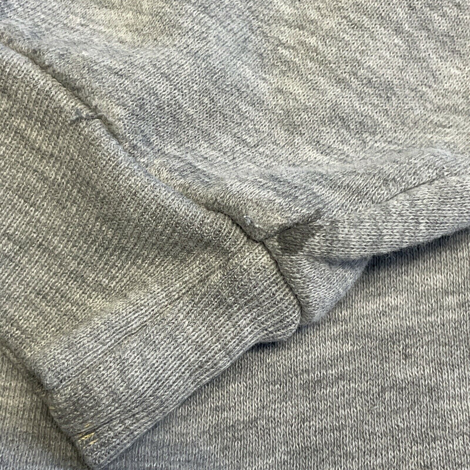 Vintage Vintage Aeropostale Spell Out Sweatshirt Pullover Gray Size US L / EU 52-54 / 3 - 10 Thumbnail