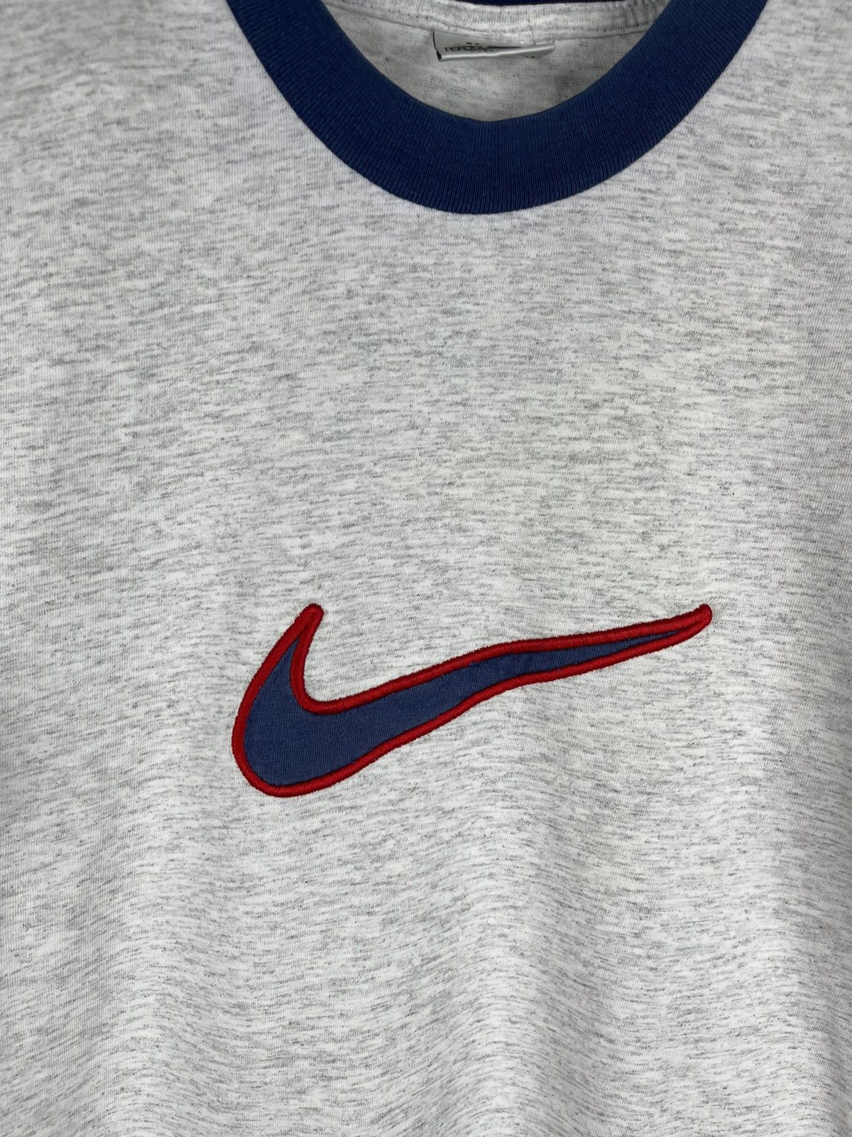 Nike Nike vintage 90s big swoosh centre logo tee shirt Size US S / EU 44-46 / 1 - 5 Thumbnail