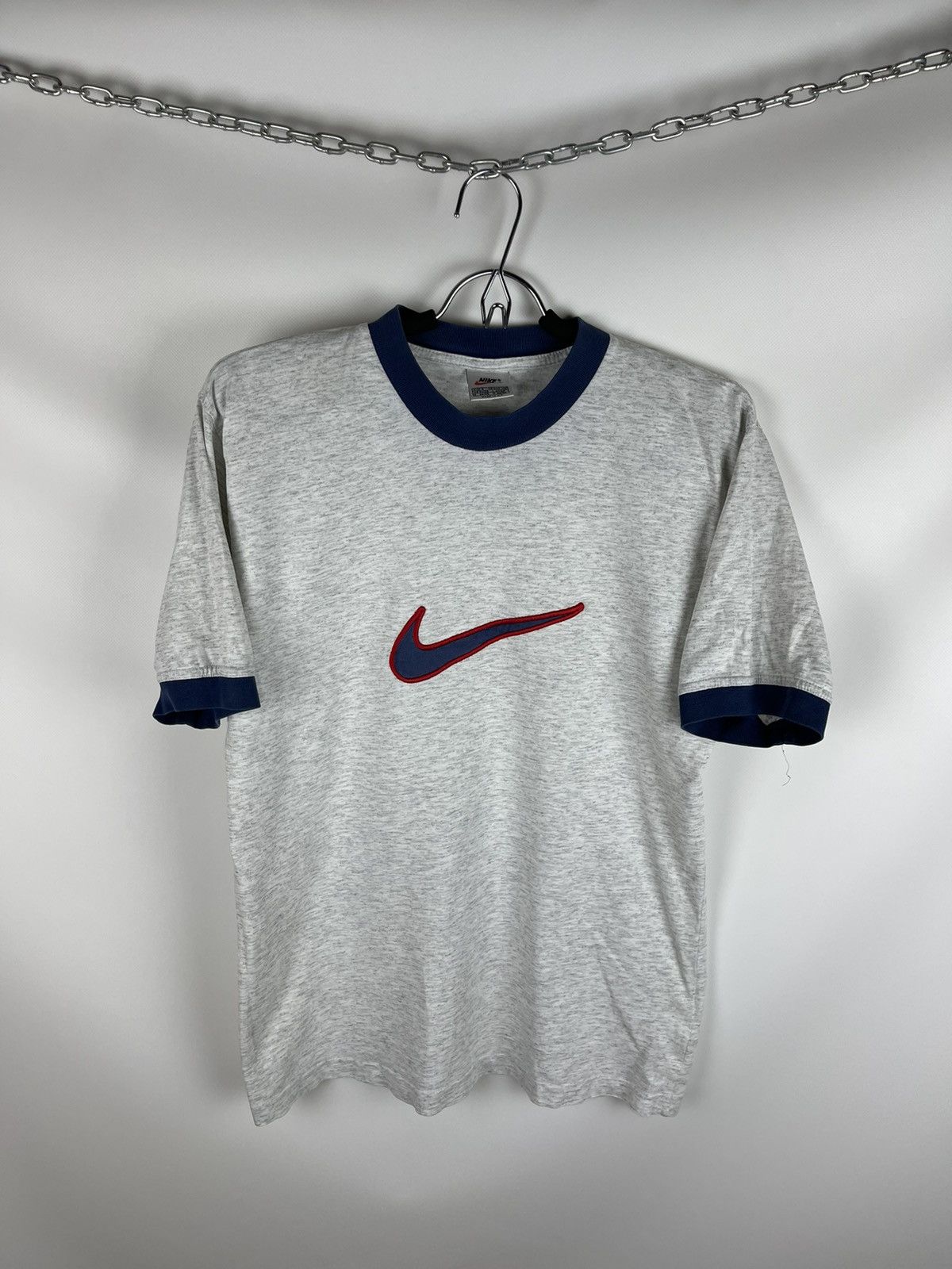 Nike Nike vintage 90s big swoosh centre logo tee shirt Size US S / EU 44-46 / 1 - 1 Thumbnail