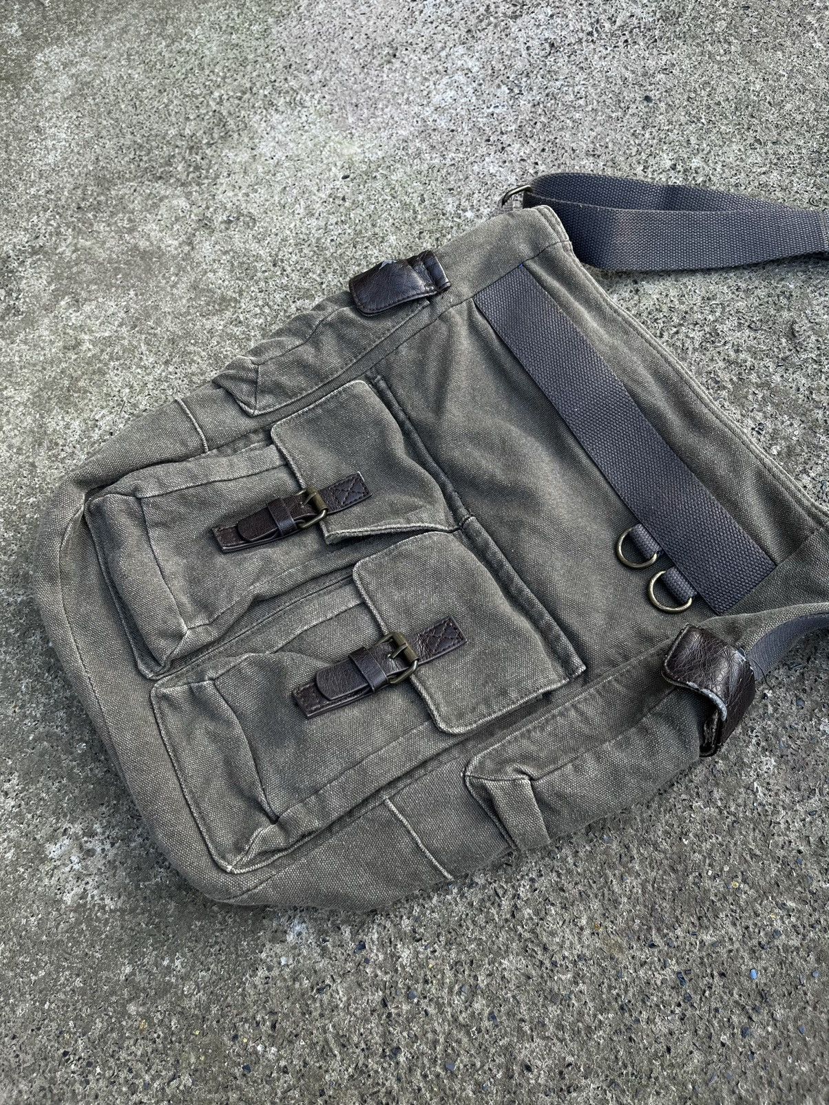 Other Vintage Japanese Multi Pocket Crossbody Bag Utility Size ONE SIZE - 3 Thumbnail