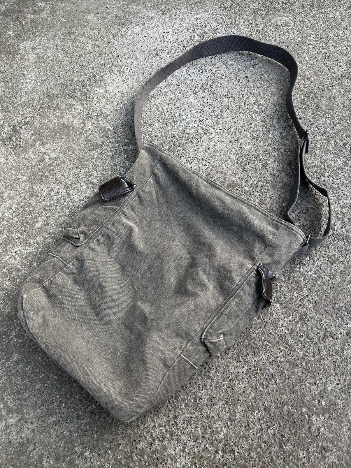 Other Vintage Japanese Multi Pocket Crossbody Bag Utility Size ONE SIZE - 7 Thumbnail