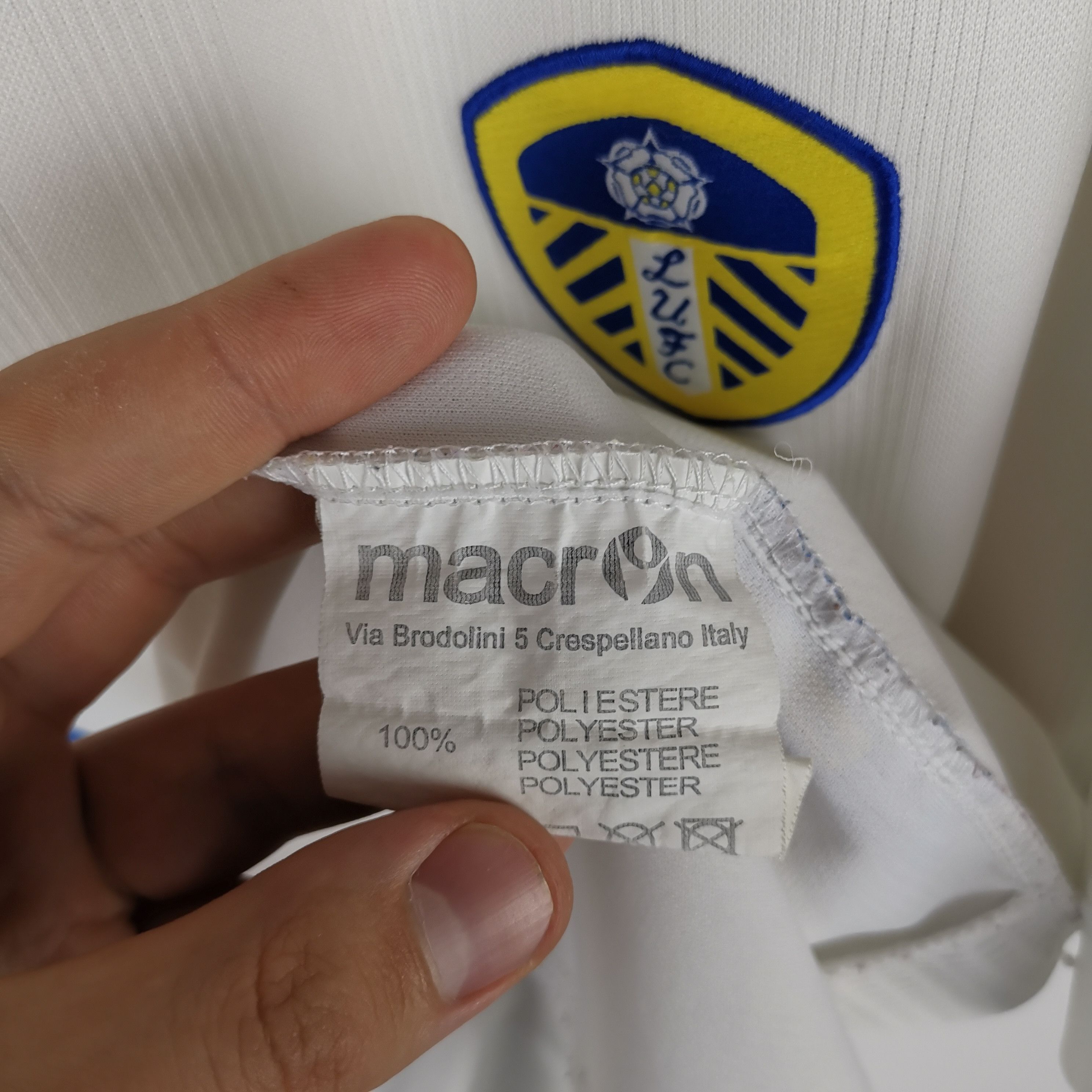 Macron Macron Leeds United 2010 2011 home soccer jersey football Size US L / EU 52-54 / 3 - 7 Thumbnail