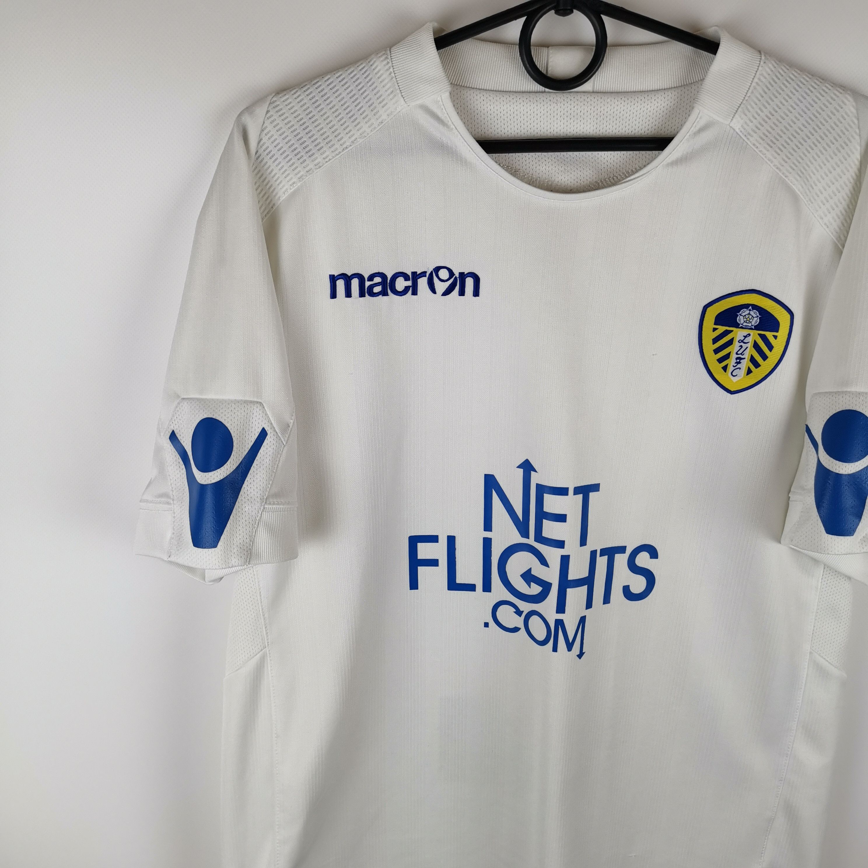 Macron Macron Leeds United 2010 2011 home soccer jersey football Size US L / EU 52-54 / 3 - 4 Thumbnail