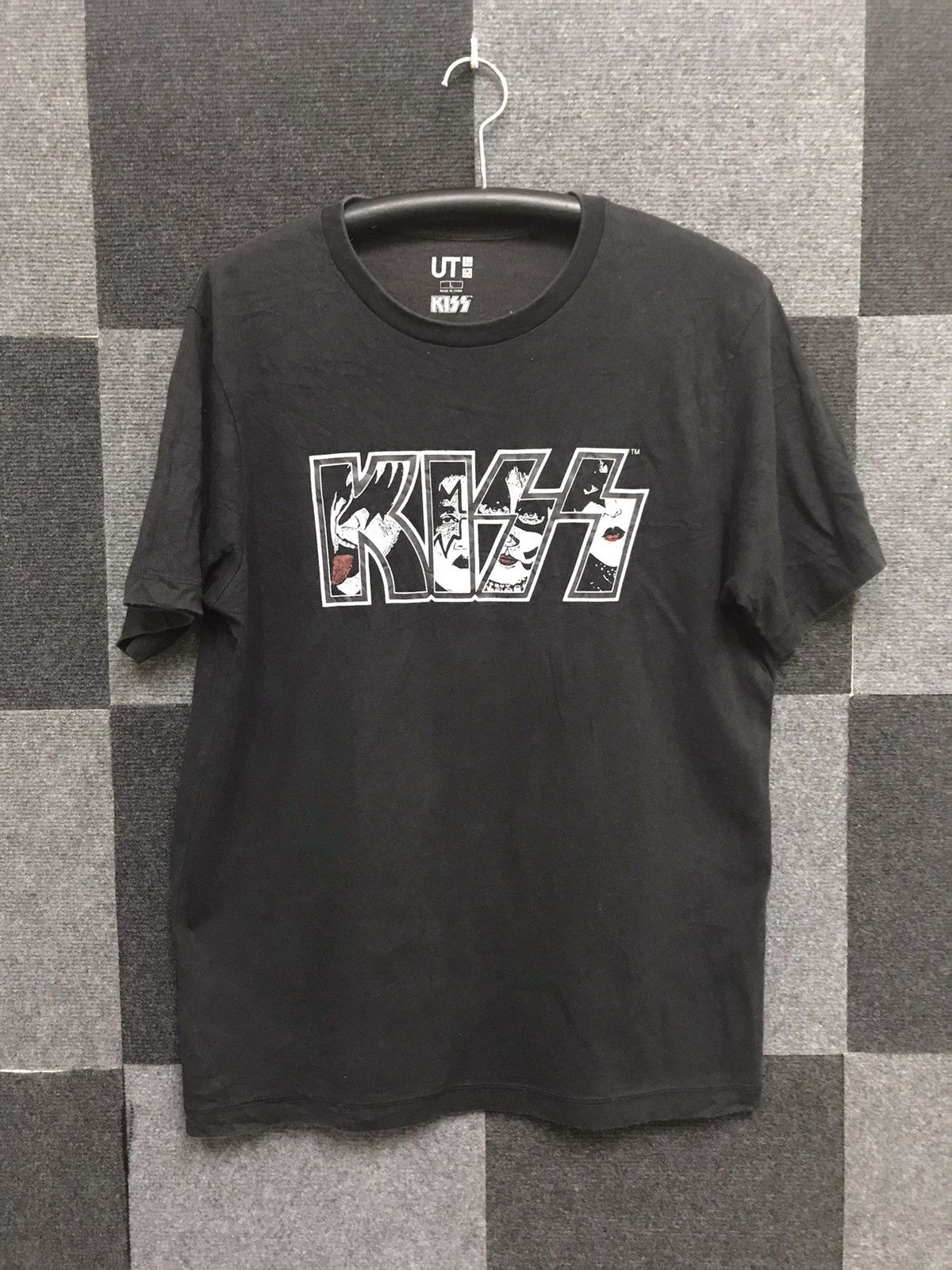 Band Tees × Uniqlo KISS X UNIQLO Banad Shirt Size US M / EU 48-50 / 2 - 1 Thumbnail