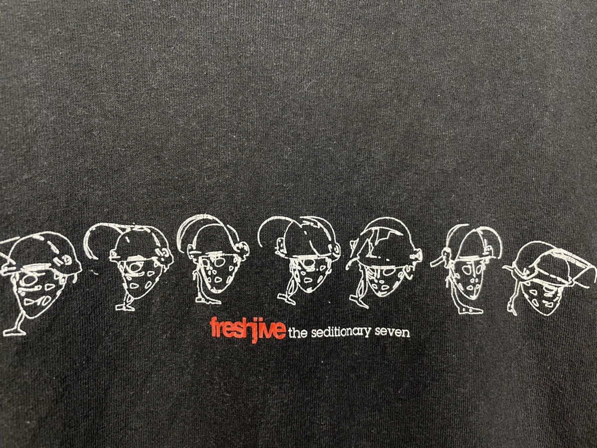 Freshjive Vintage Y2K Freshjive the seditionary seven editon t shirt Size US XL / EU 56 / 4 - 4 Thumbnail