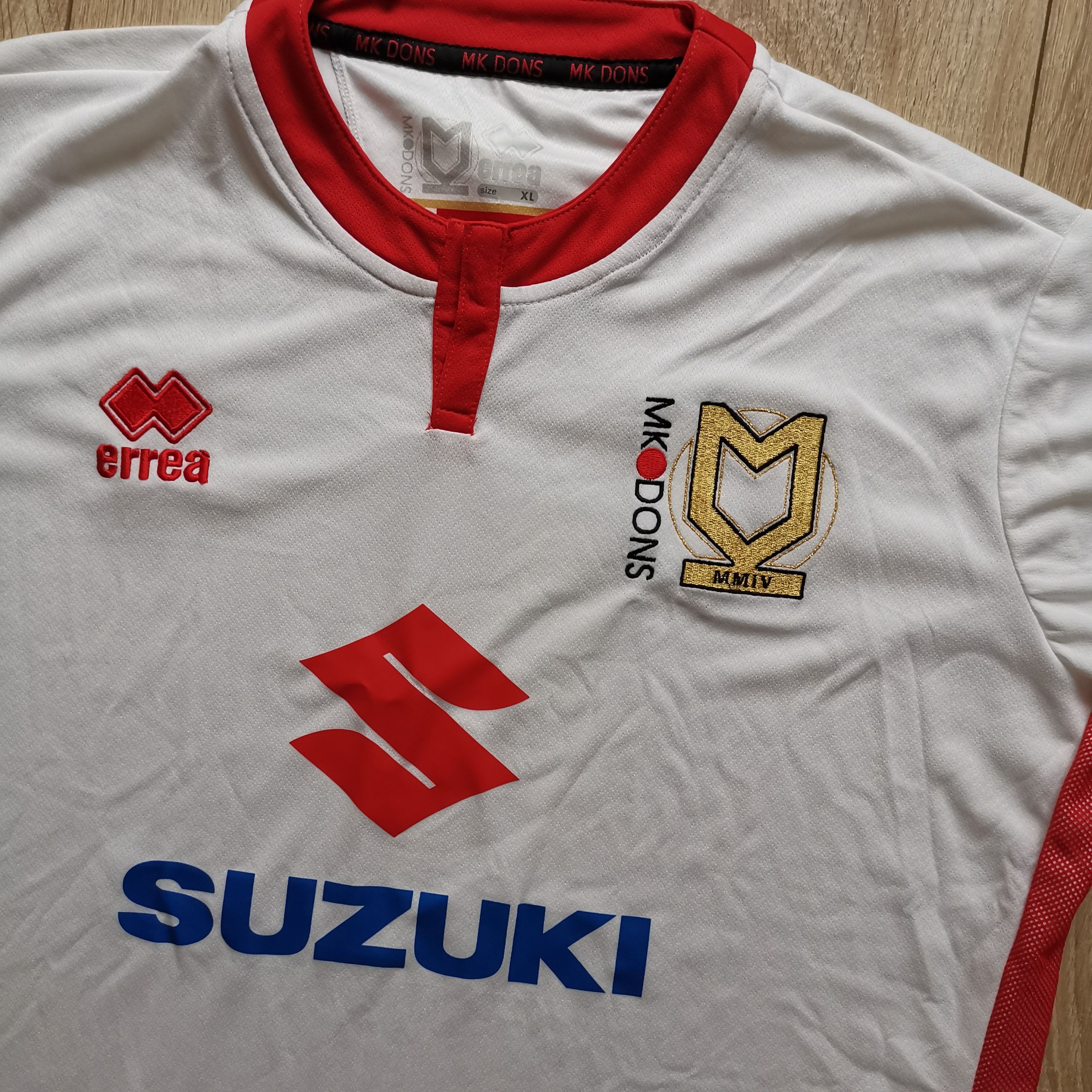 Other Errea MK Dons 2017 2018 home soccer jersey football shirt Size US XL / EU 56 / 4 - 5 Thumbnail