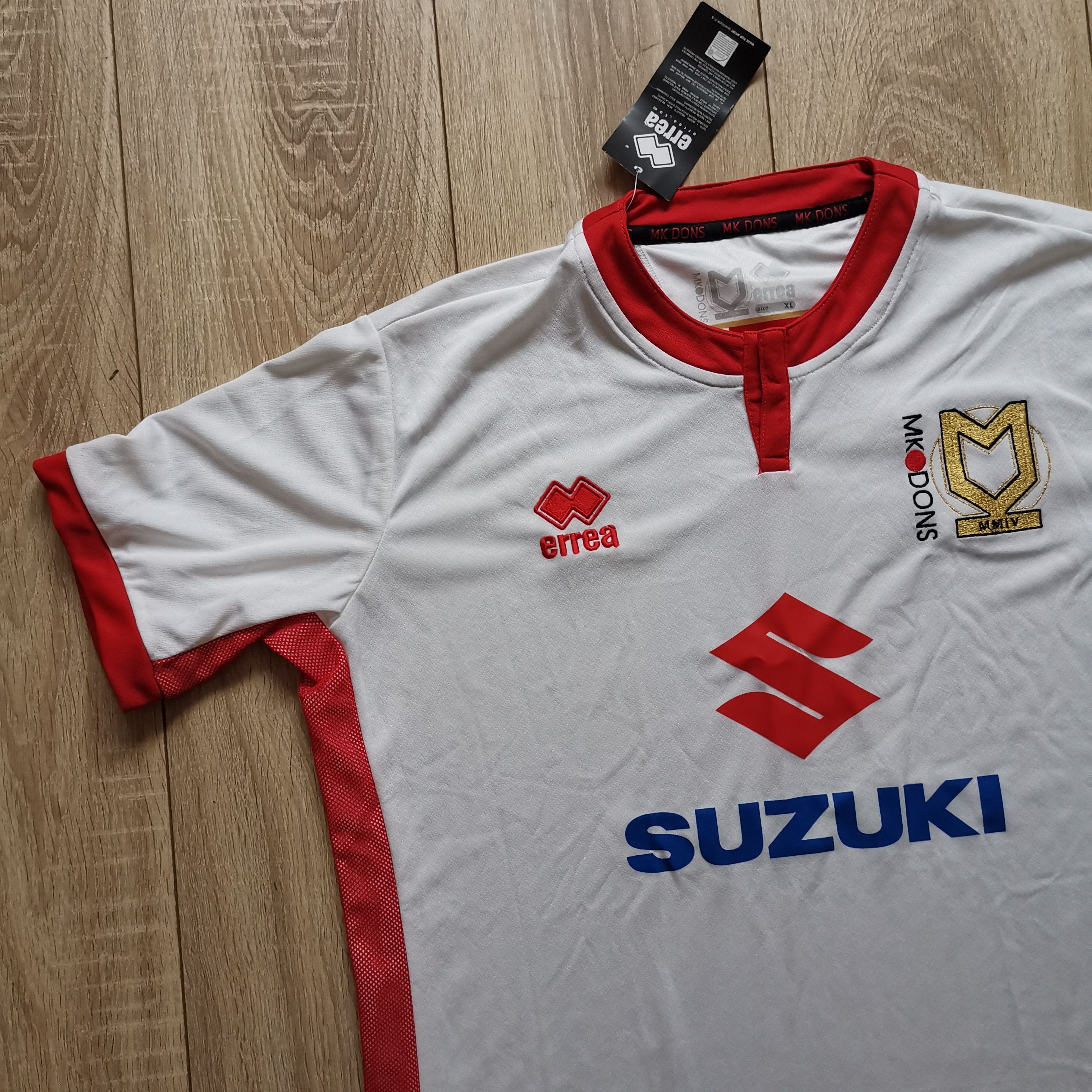 Other Errea MK Dons 2017 2018 home soccer jersey football shirt Size US XL / EU 56 / 4 - 1 Thumbnail