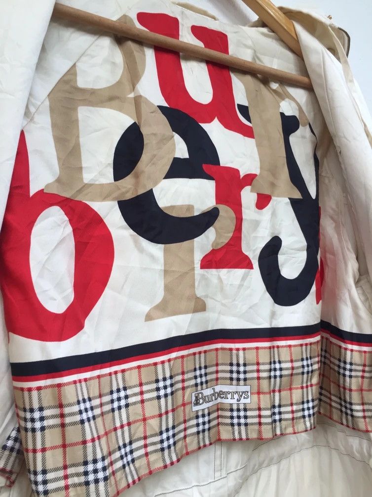 Burberry BURBERRYS VINTAGE SPELL OUT HOODIES PARKA Size US M / EU 48-50 / 2 - 3 Thumbnail