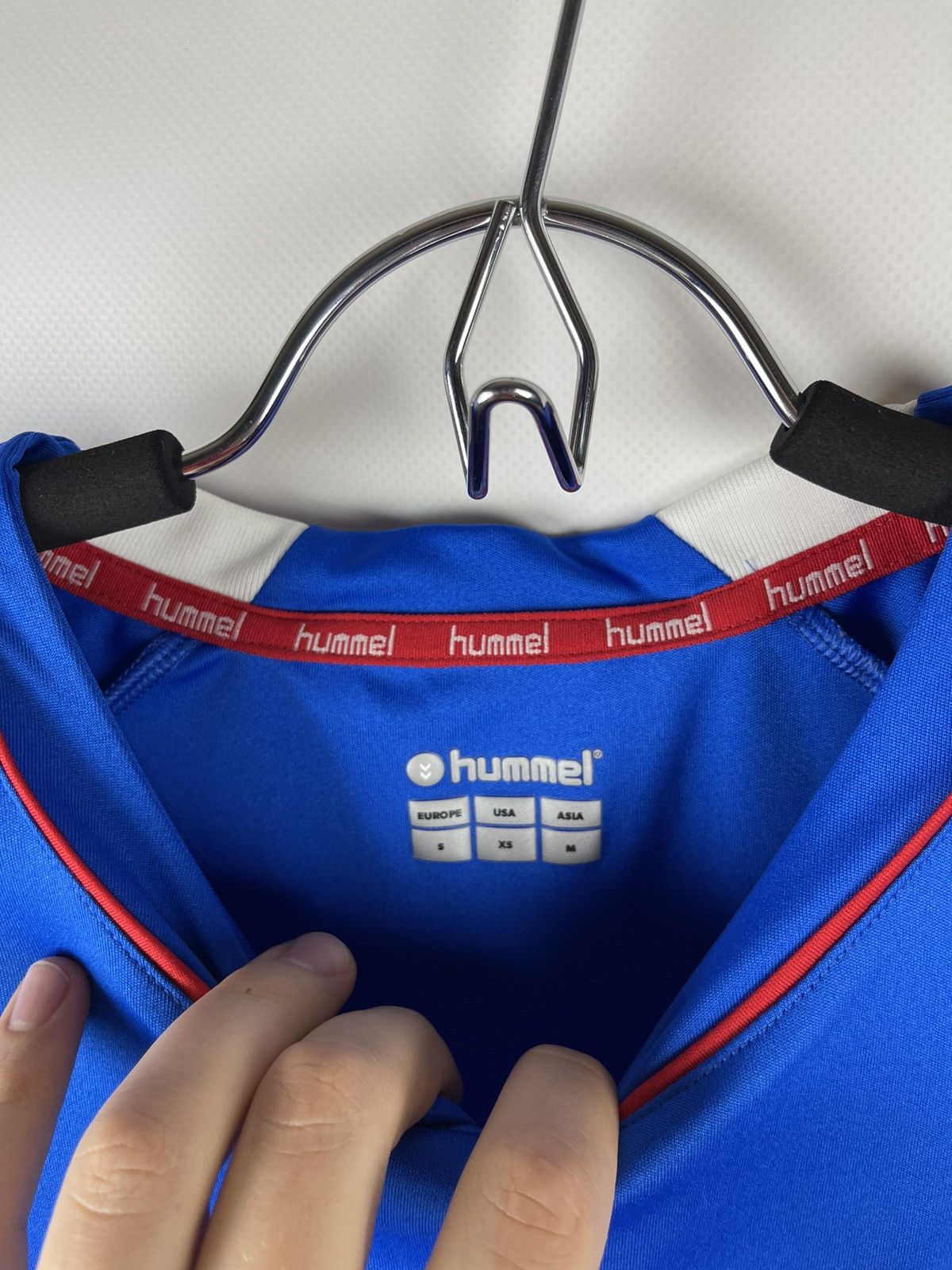 Hummel Hummel Rangers 2018 2019 home soccer jersey football shirt Size US S / EU 44-46 / 1 - 5 Thumbnail