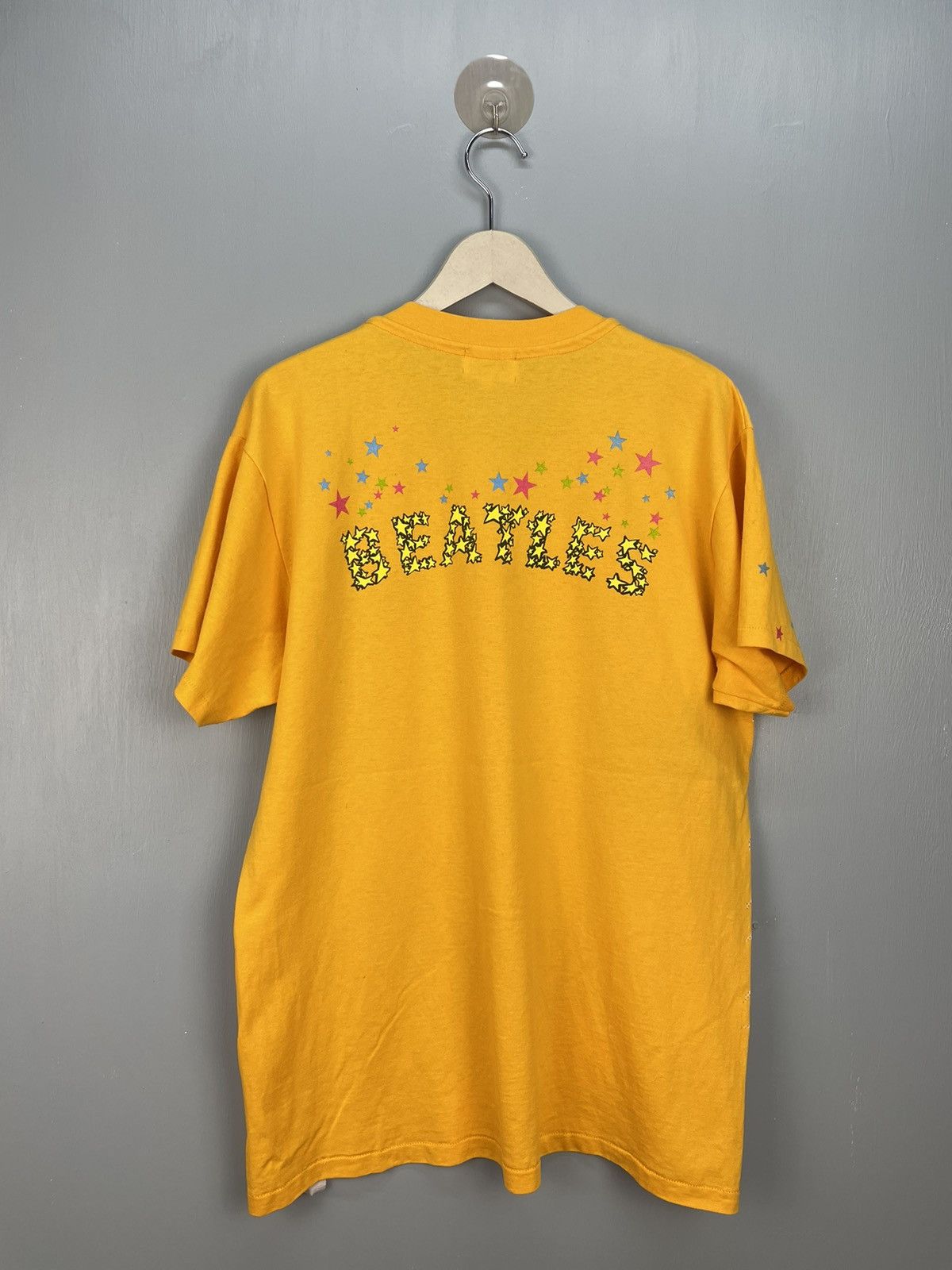 Band Tees Vintage 90s The Beatles Magical Mystery Tour t shirt Size US L / EU 52-54 / 3 - 2 Thumbnail