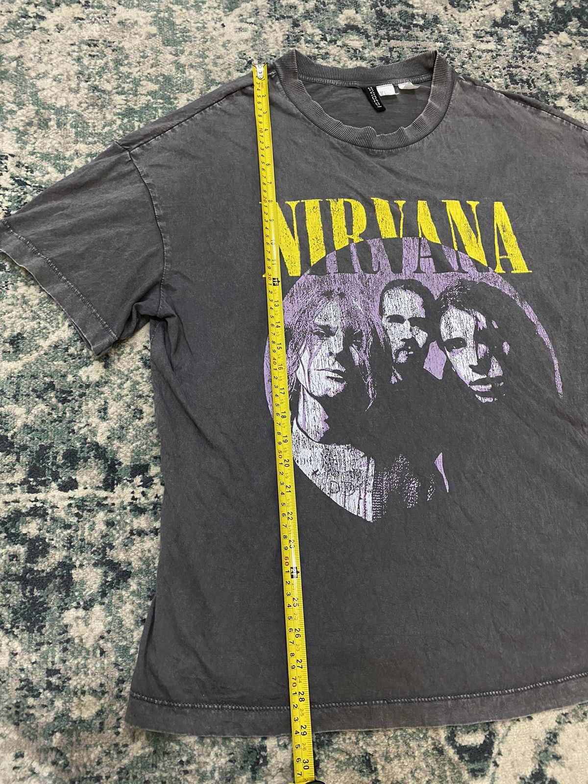 Band Tees × Nirvana H&M x Nirvana Vintage Style Oversized T-Shirt Size US L / EU 52-54 / 3 - 6 Thumbnail