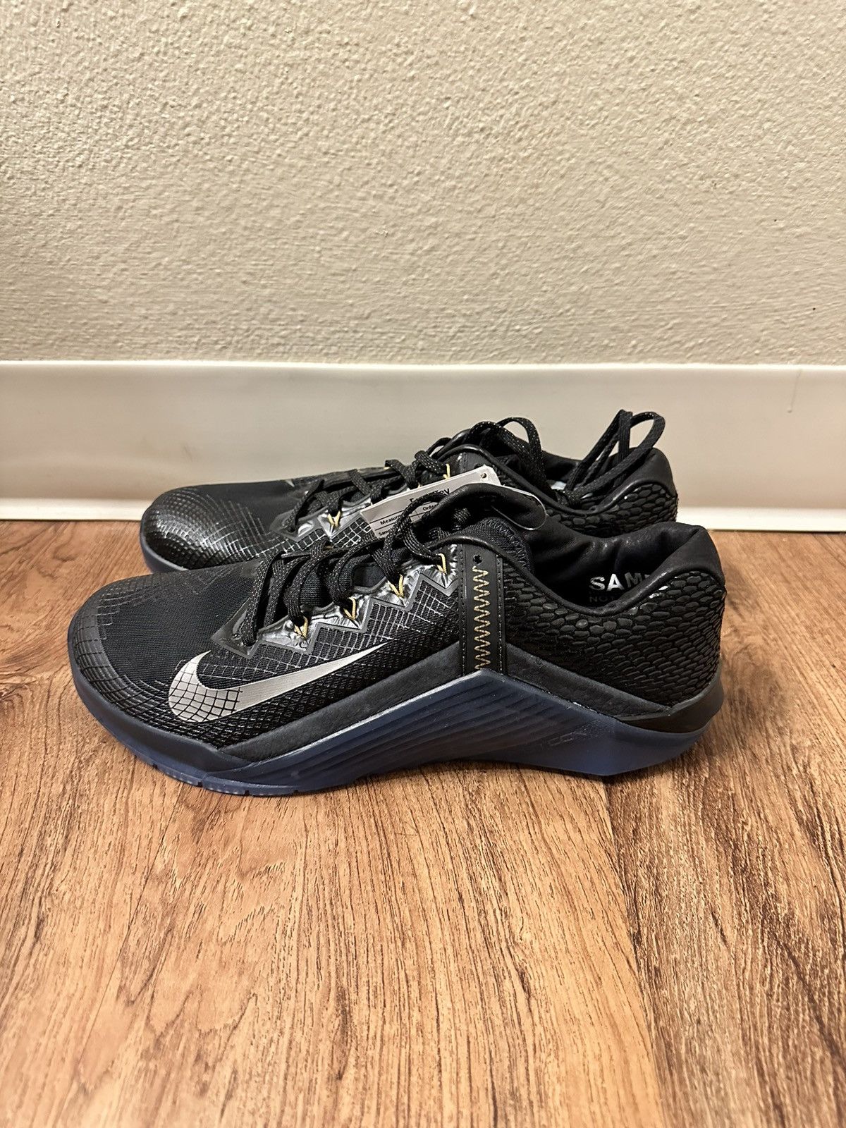 Nike Metcon 6 AMP Black Metallic Pewter Sample