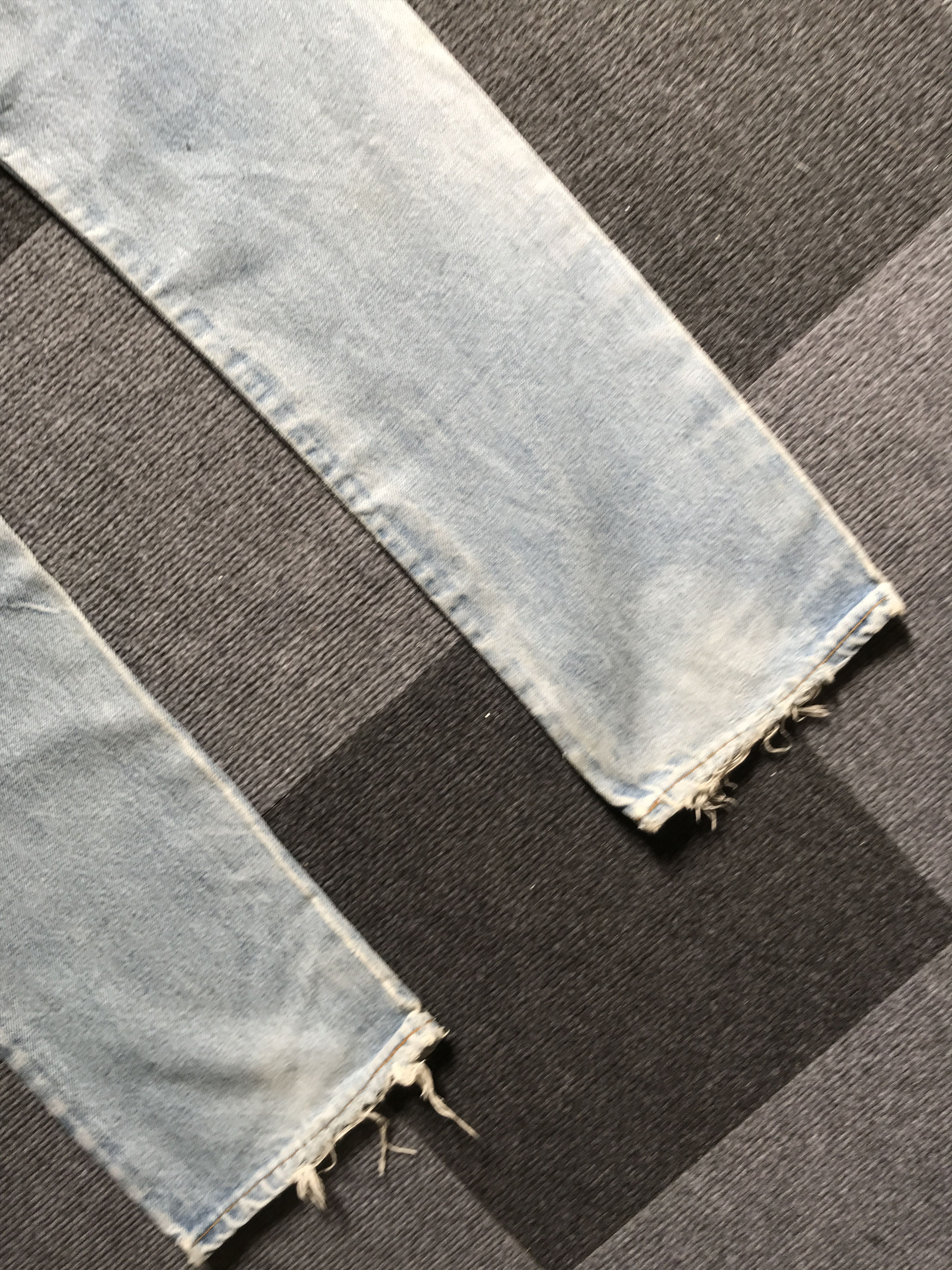 Levi's VLEV91 - Vtg Levis 501 80s Side Dam Distressed Jeans Size US 27 - 14 Thumbnail
