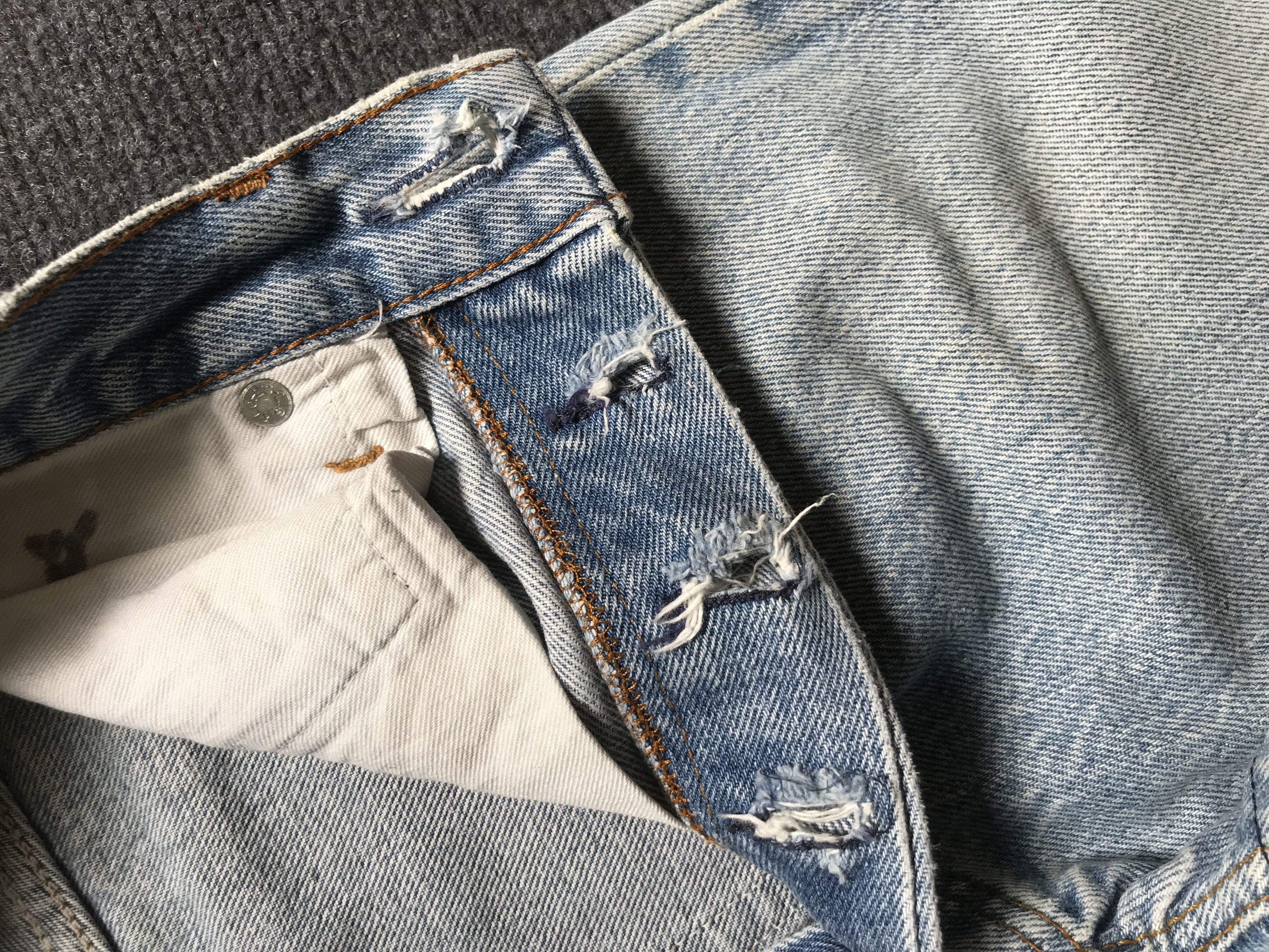 Levi's VLEV91 - Vtg Levis 501 80s Side Dam Distressed Jeans Size US 27 - 9 Thumbnail