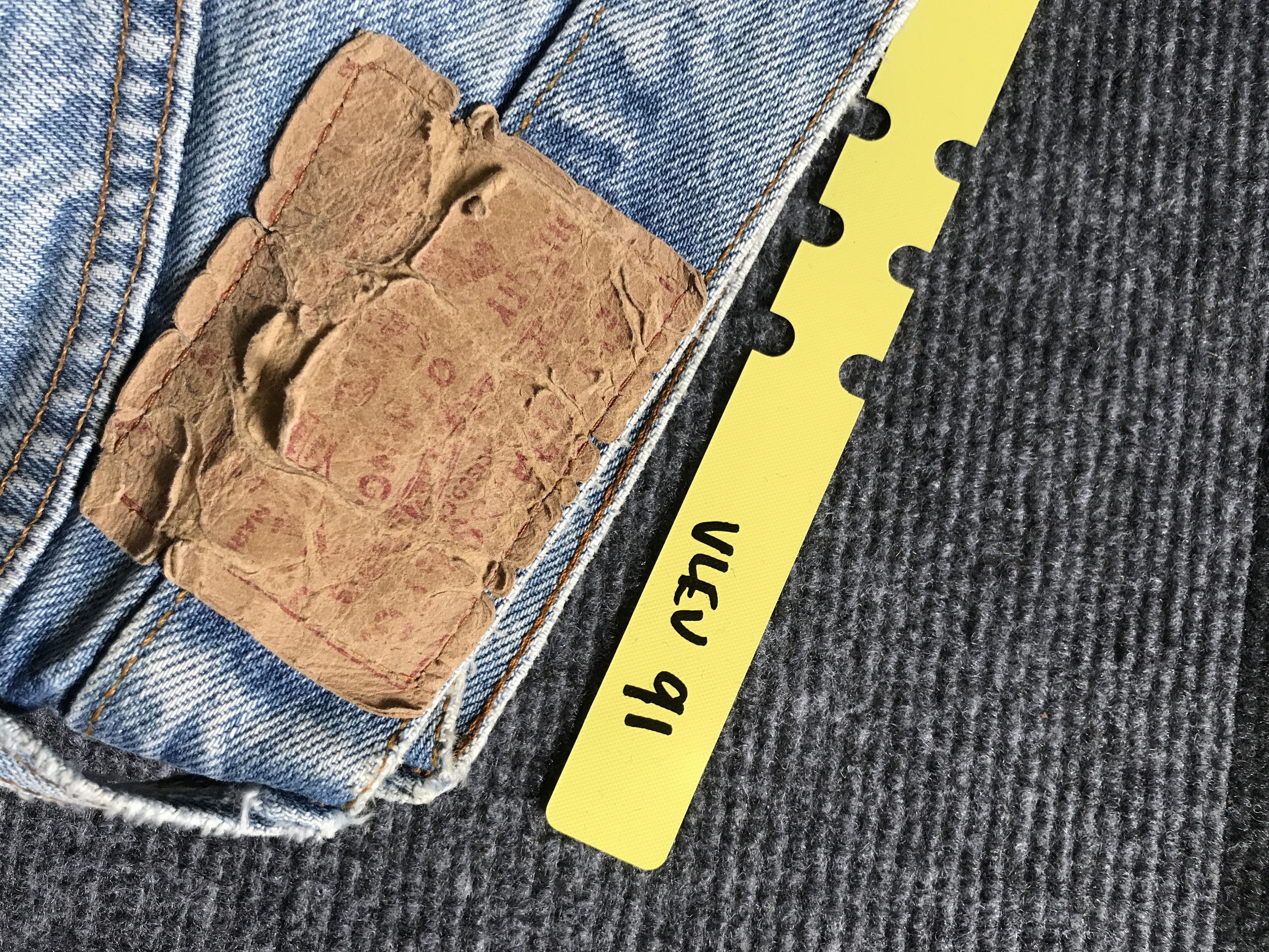 Levi's VLEV91 - Vtg Levis 501 80s Side Dam Distressed Jeans Size US 27 - 22 Thumbnail