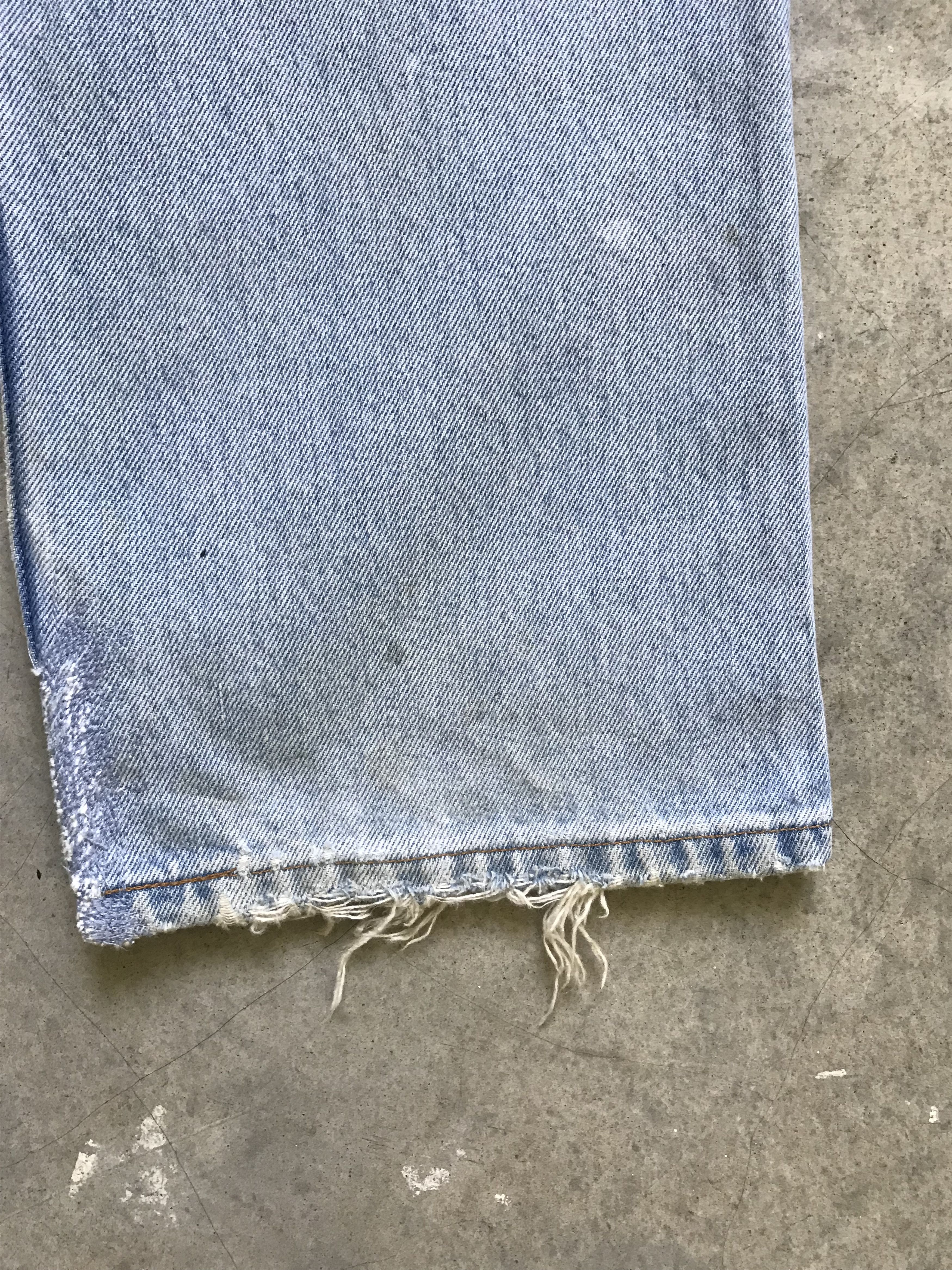 Levi's VLEV8 - Vintage Levis x Plaid Knee Distressed Denim Size US 34 / EU 50 - 14 Thumbnail