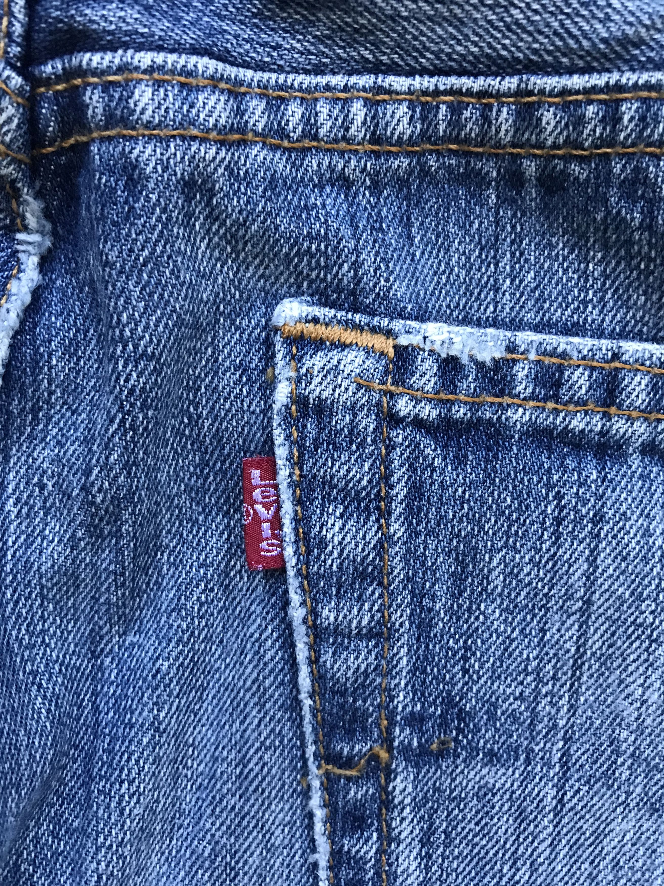 Levi's VLEV49 - Vintage Levis 501 Medium Wash Jeans Size US 36 / EU 52 - 11 Thumbnail