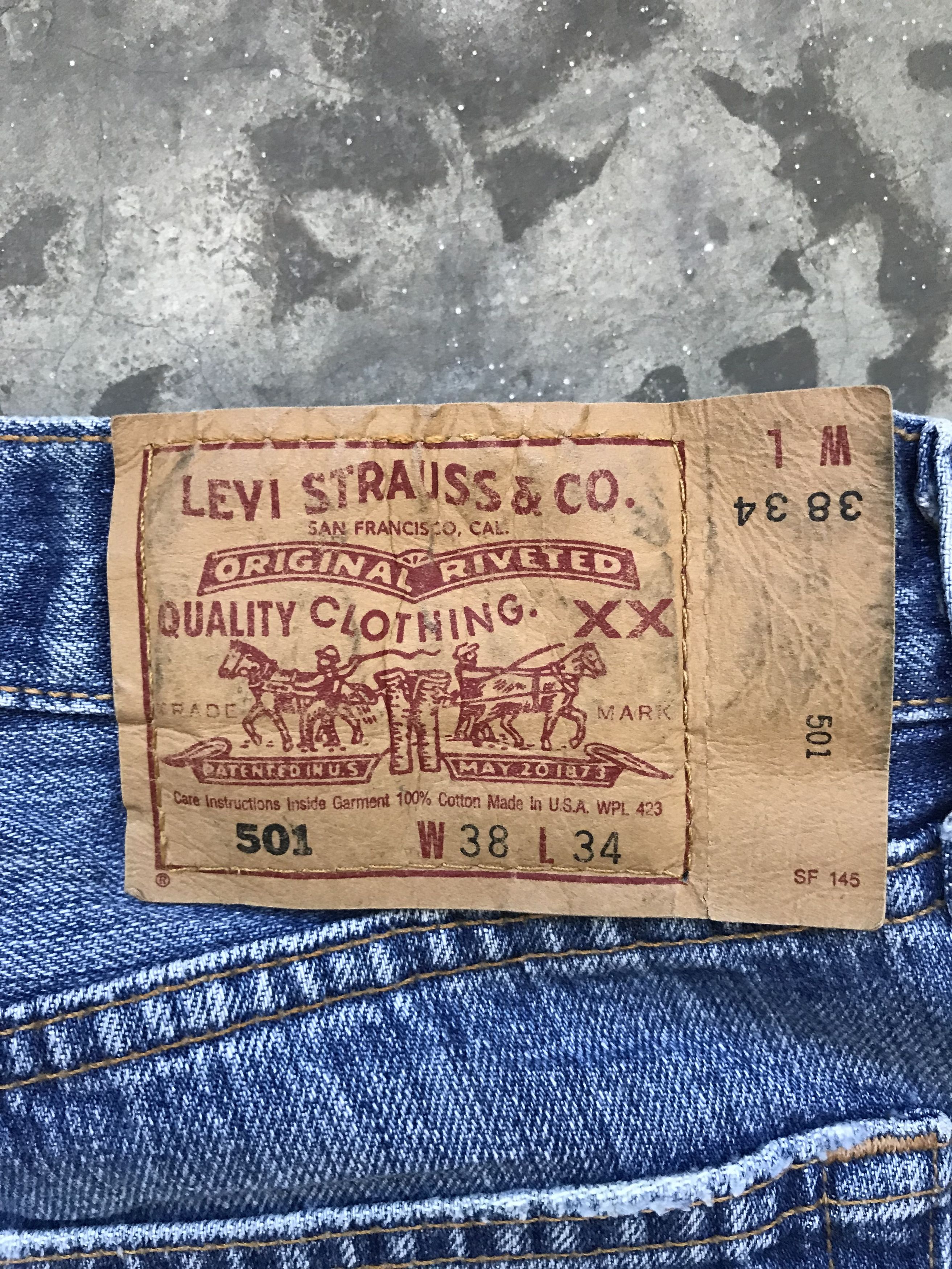 Levi's VLEV49 - Vintage Levis 501 Medium Wash Jeans Size US 36 / EU 52 - 10 Thumbnail