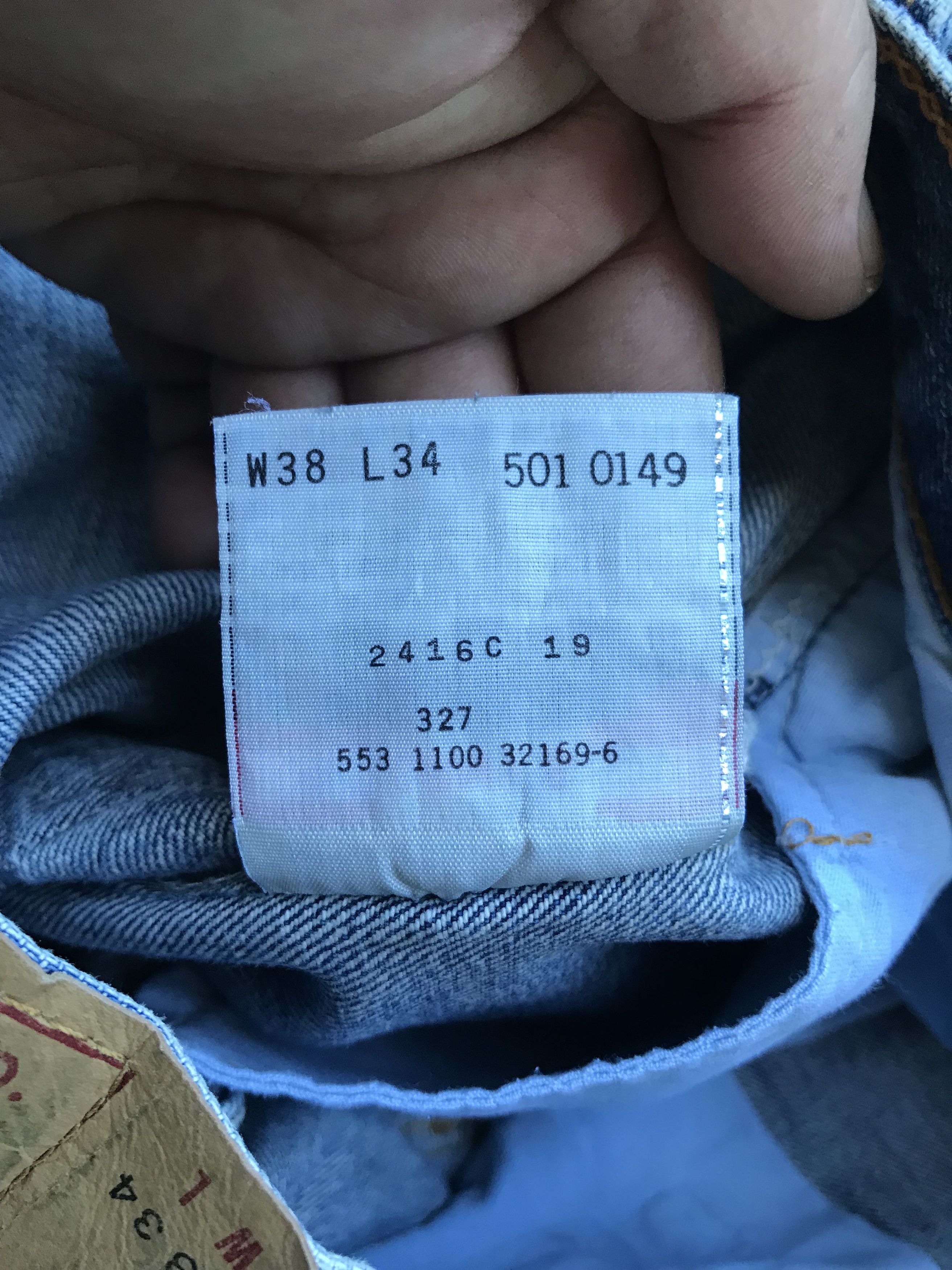 Levi's VLEV49 - Vintage Levis 501 Medium Wash Jeans Size US 36 / EU 52 - 13 Thumbnail